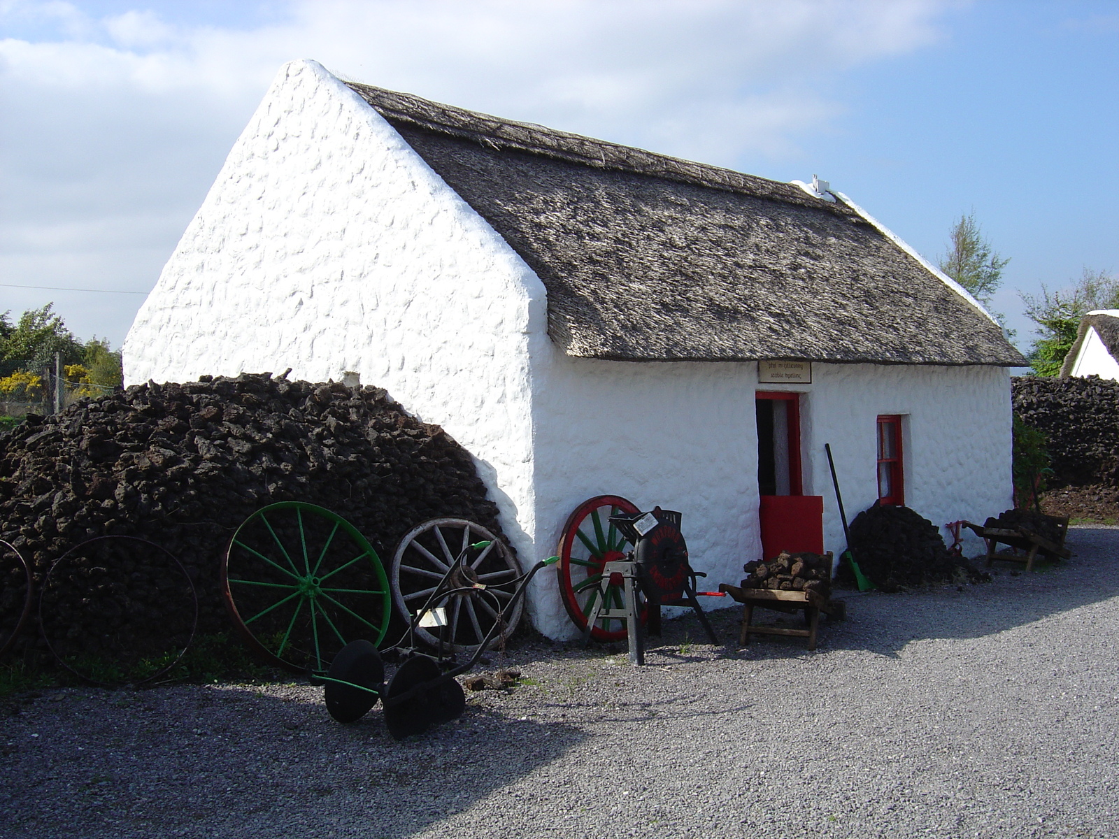 รูปถ่าย ไอร์แลนด์(Ireland) หมู่บ้านคอร์รี่บ็อก(Kerry Bog village) 2004-05 8