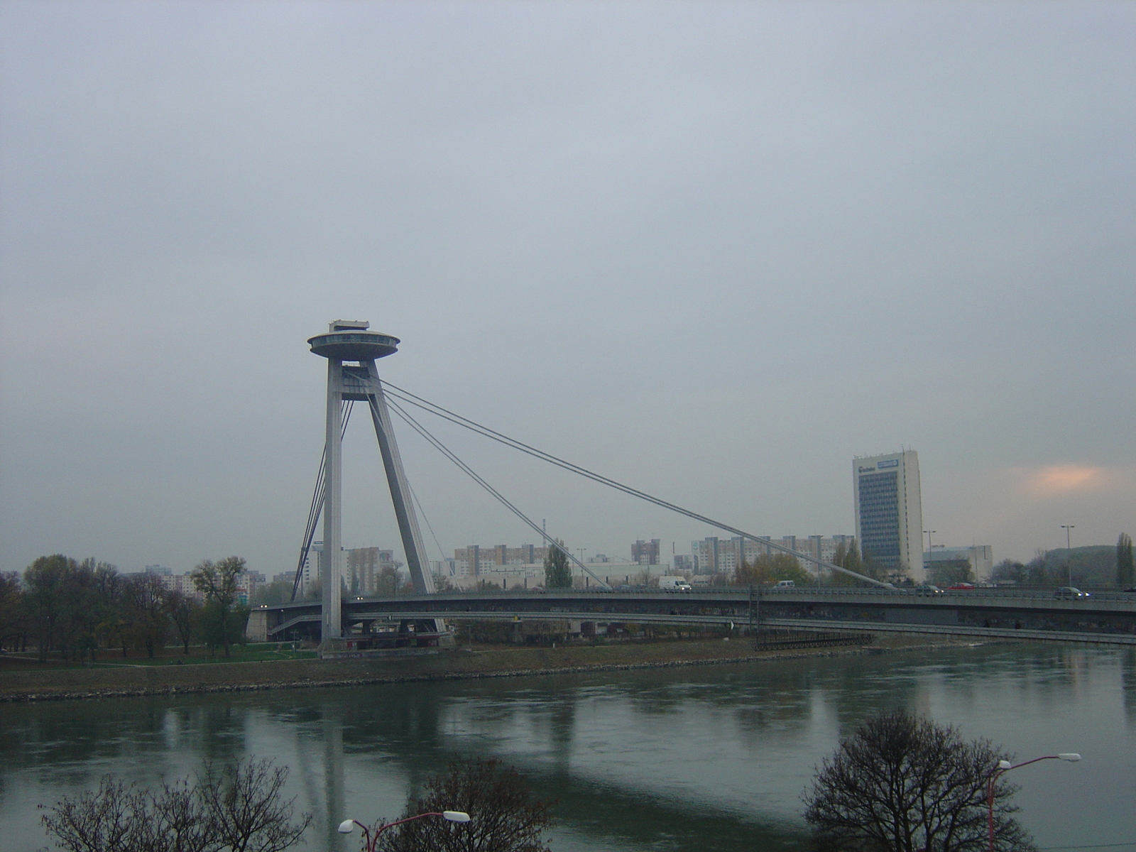 รูปถ่าย สโลวะเกีย(Slovakia) บราทิสลาวา(Bratislava) 2004-11 72