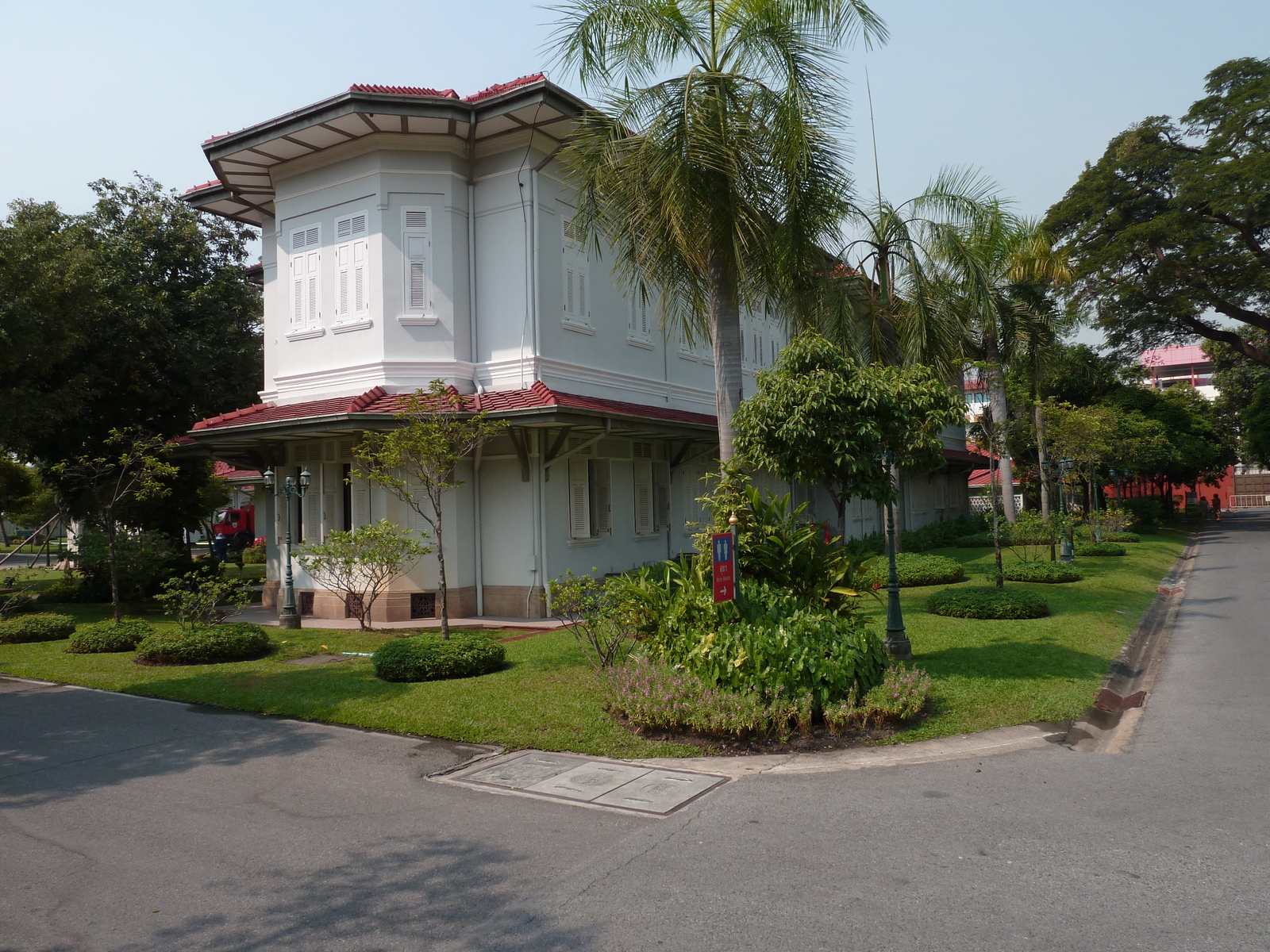 รูปถ่าย ไทย(Thailand) กรุงเทพมหานคร(Bangkok) พระที่นั่งวิมานเมฆ(Vimanmek Palace) 2011-01 28