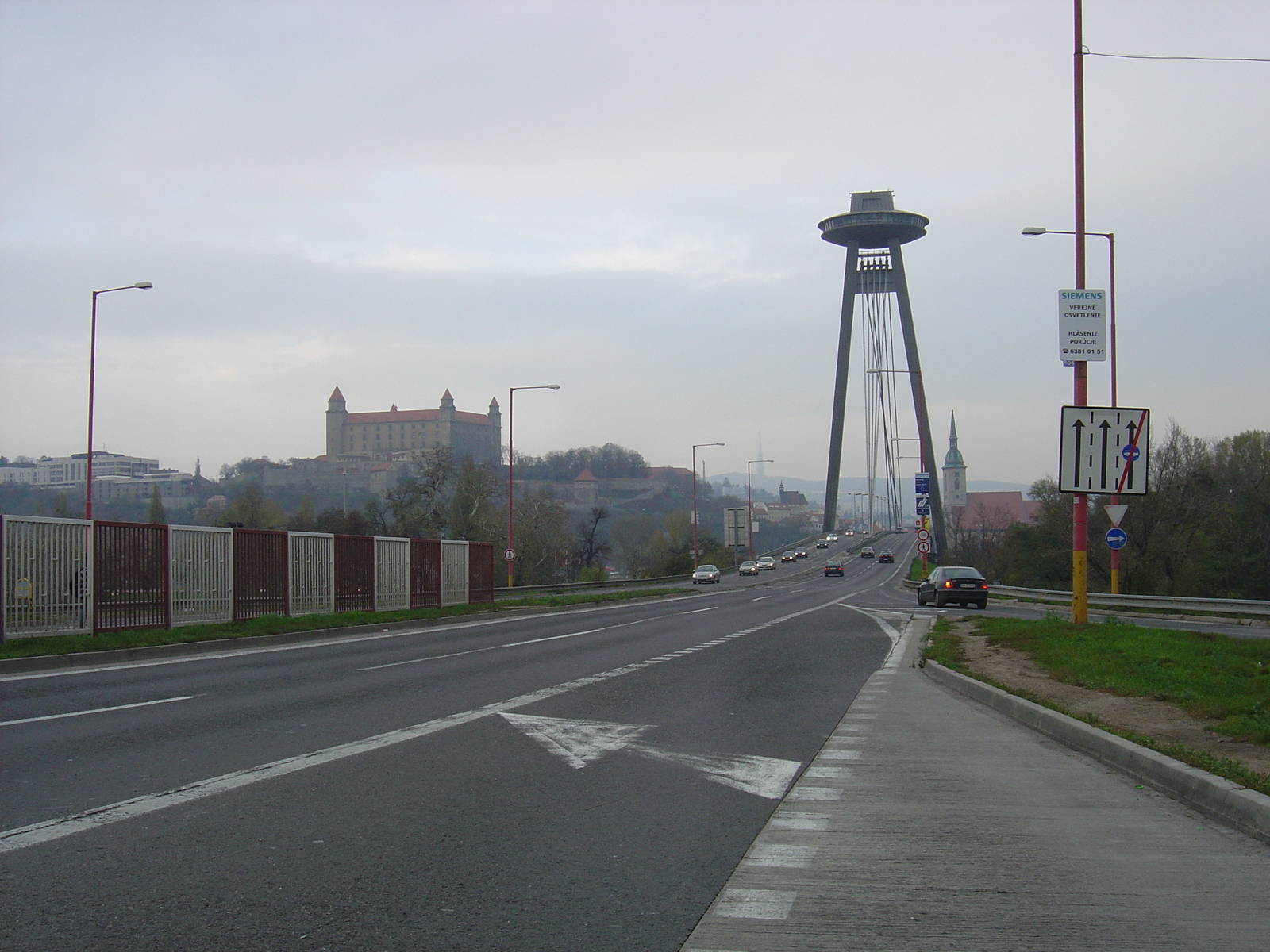 รูปถ่าย สโลวะเกีย(Slovakia) บราทิสลาวา(Bratislava) 2004-11 69