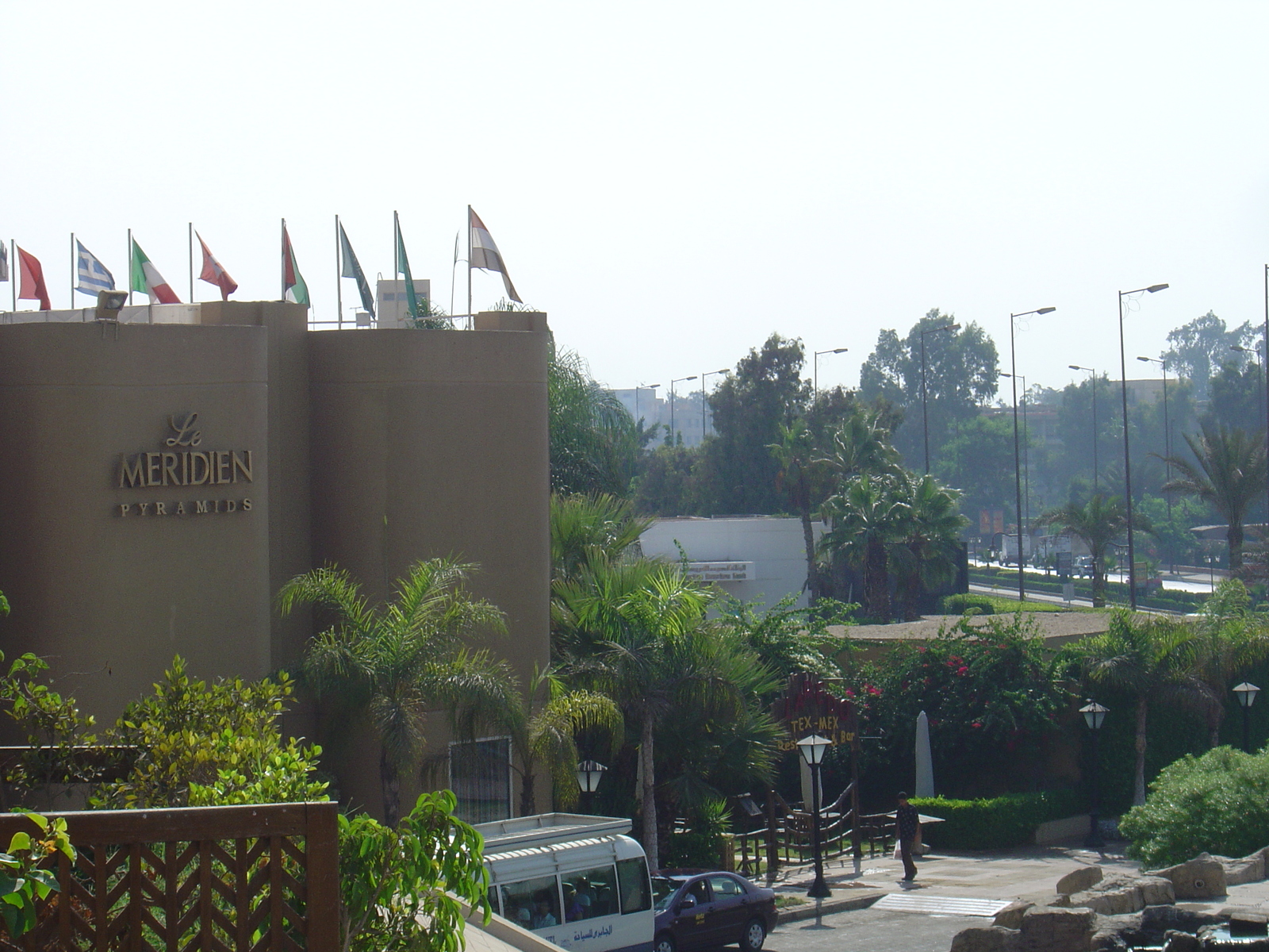 รูปถ่าย อียิปต์(Egypt) กีซ่า(Giza) โรงแรมเลอเมอริเดียน พีระมิดส์(Le Meridien Pyramids) 2004-09 4