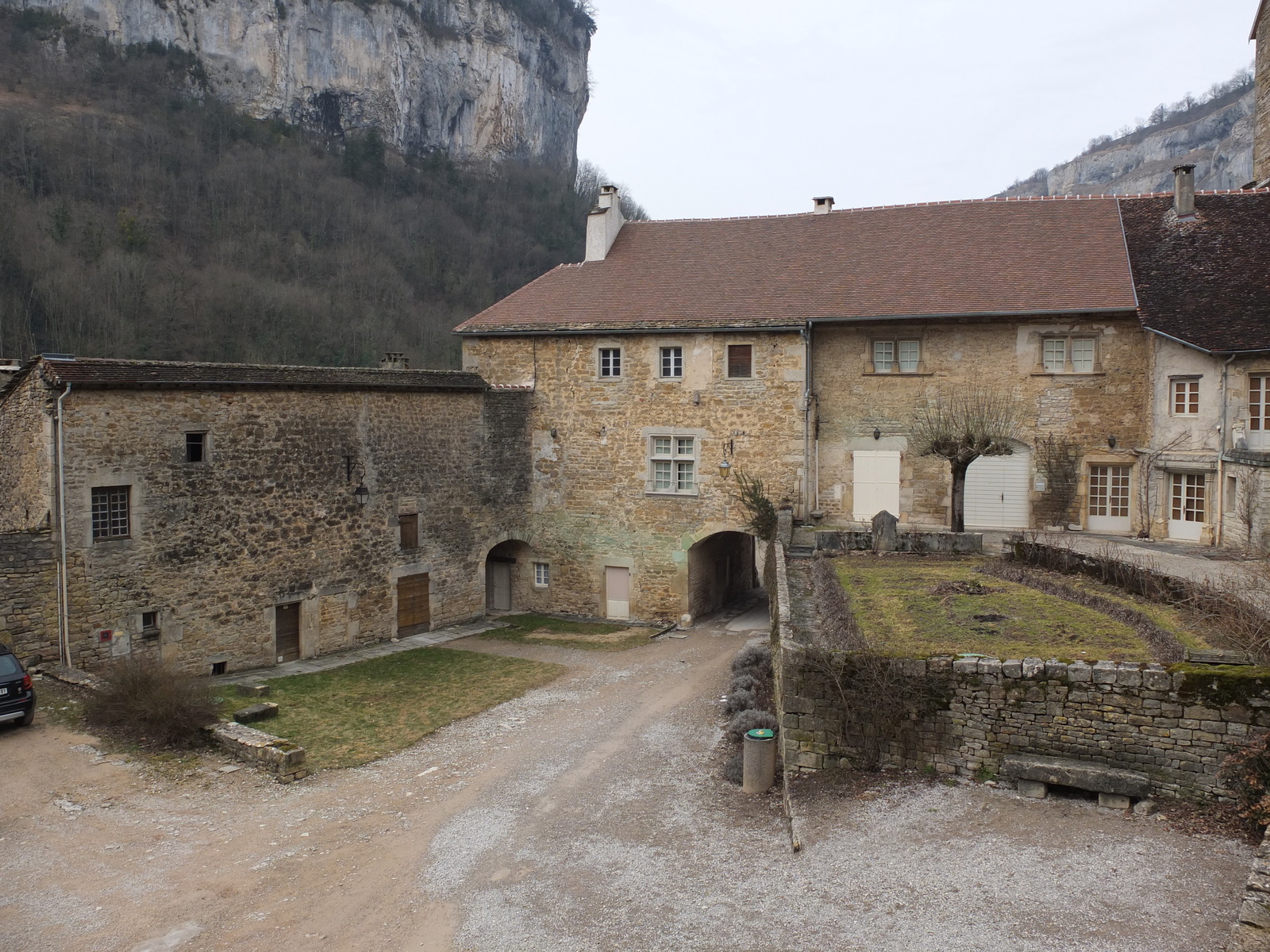 รูปถ่าย ฝรั่งเศส(France) โบม-เล-เมอซีเยอ(Baume les Messieurs) 2012-02 26