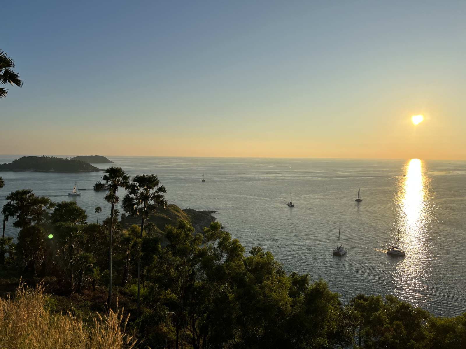 รูปถ่าย ไทย(Thailand) ภูเก็ต(Phuket) แหลมพรมเทพ(Prom Thep Cape) 2021-12 9
