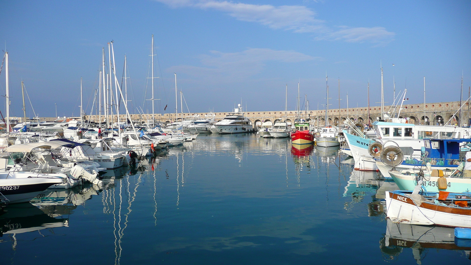 รูปถ่าย ฝรั่งเศส(France) อองทีป(Antibes) ท่าเรือโวบ็อง(Port Vauban) 2007-07 23
