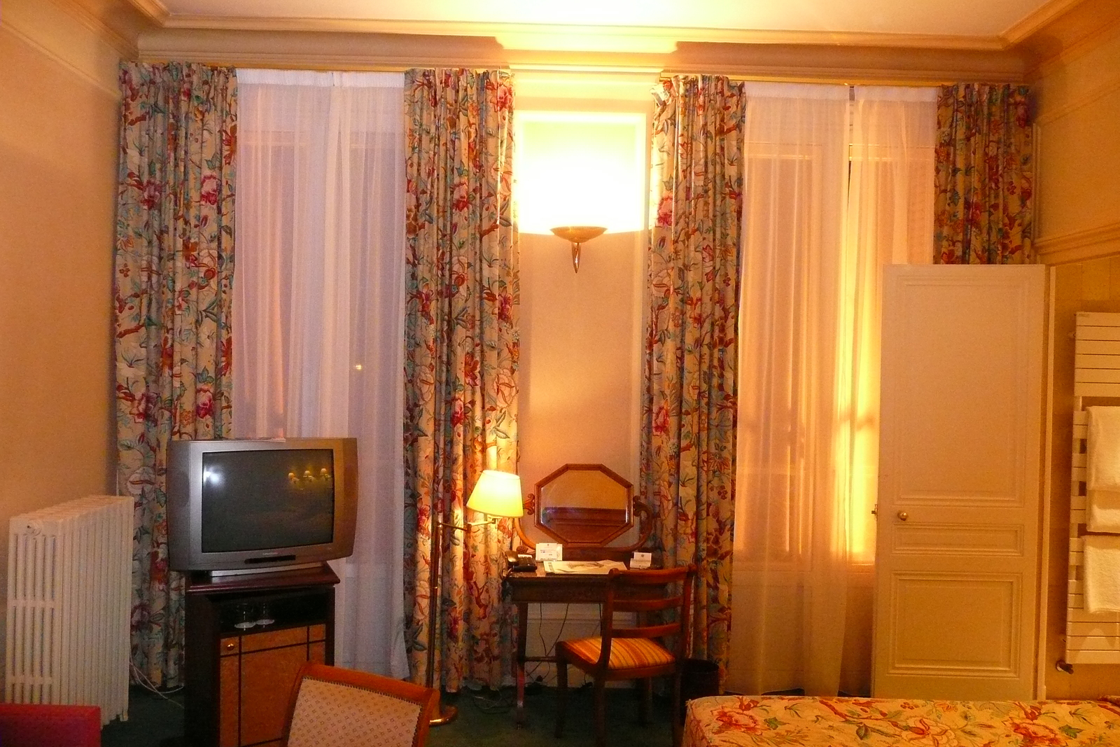 รูปถ่าย ฝรั่งเศส(France) ลีอง(Lyon) โรงแรมบอสโกโลแกรนด์(Boscolo Grand Hotel) 2008-06 26