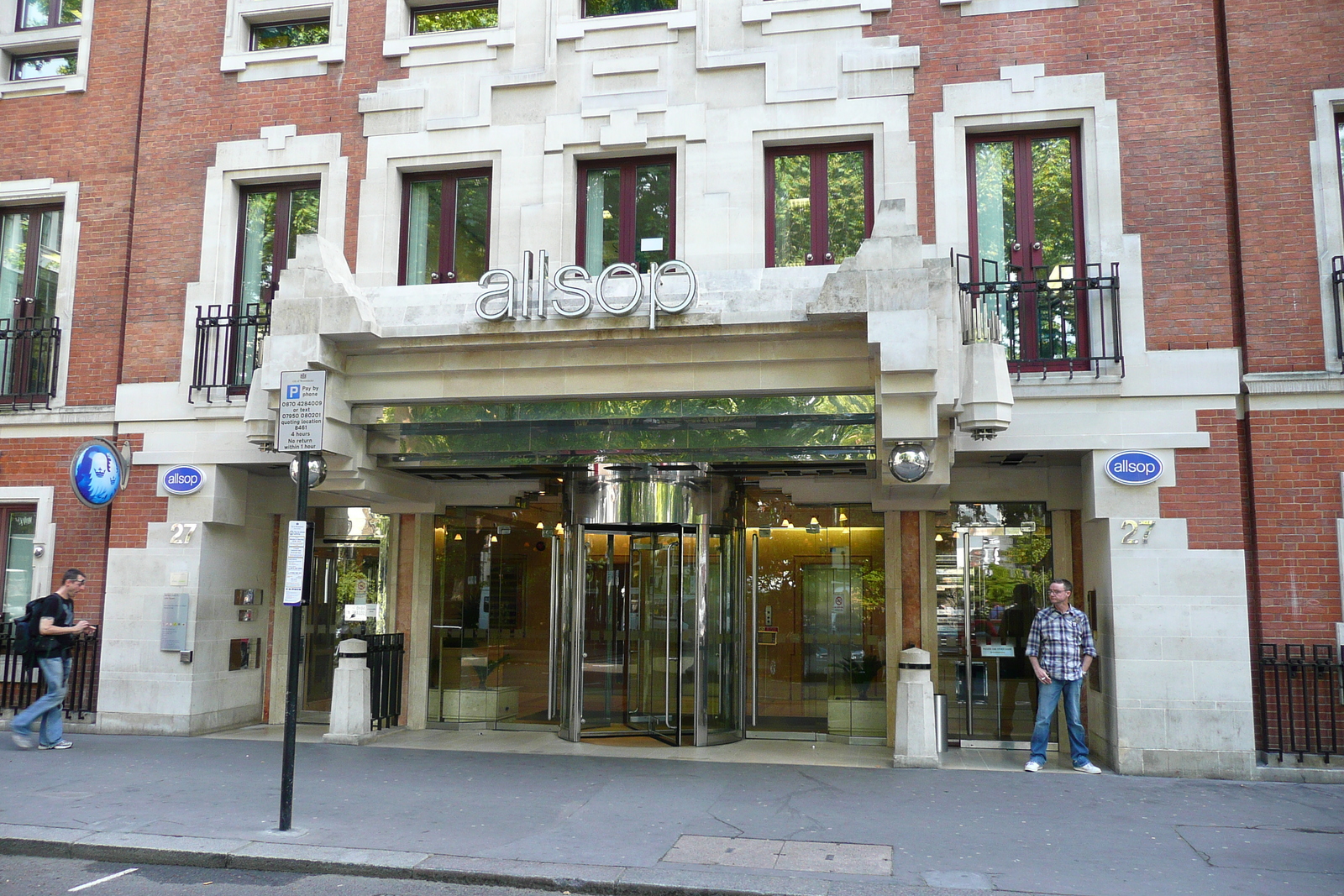 รูปถ่าย อังกฤษ(United Kingdom) ลอนดอน(London) จัตุรัสโซโห(Soho Square) 2007-09 25