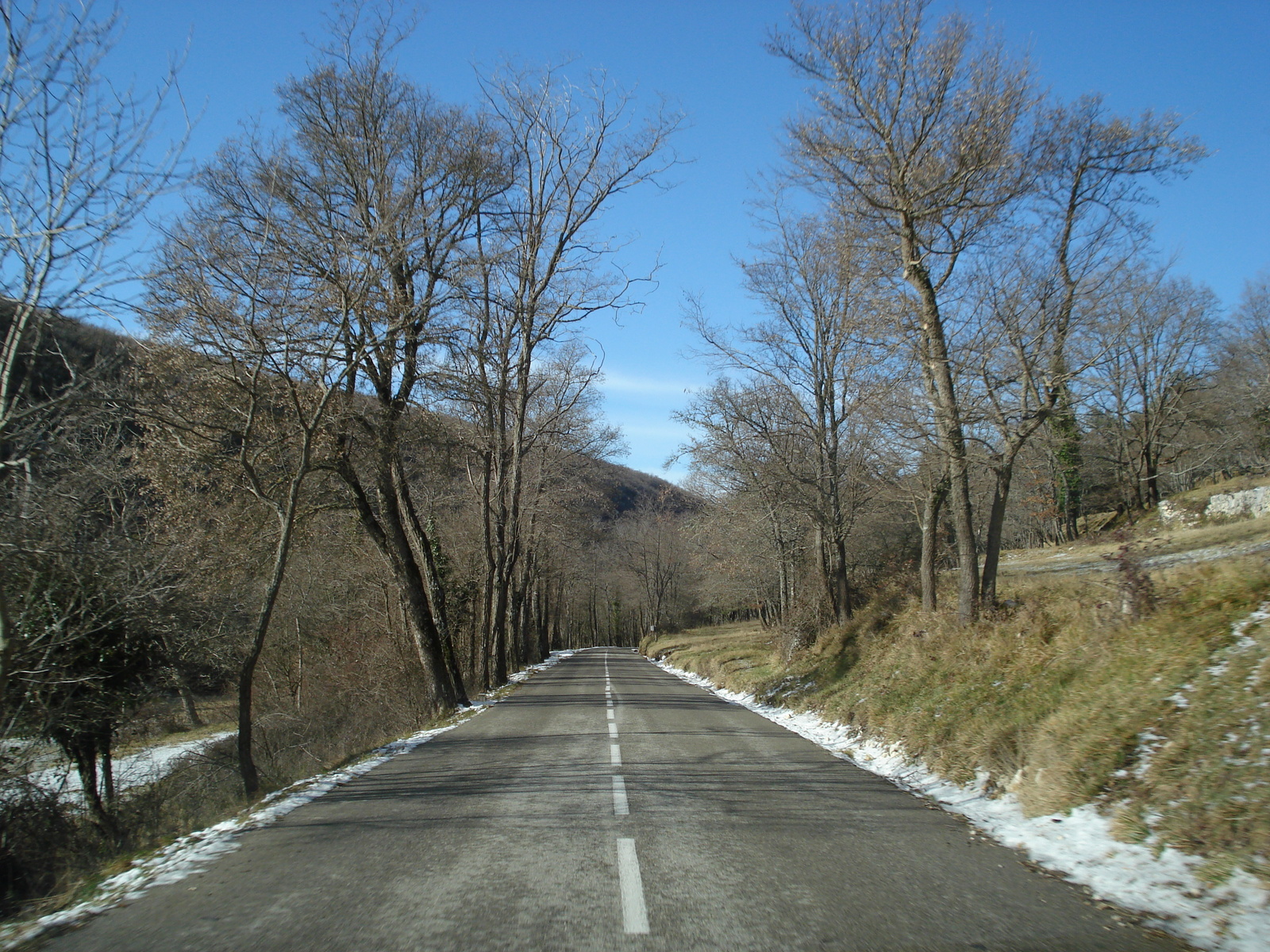 รูปถ่าย ฝรั่งเศส(France) ถนนจากกูร์เซกูลไปเกรโอลีแยร์-เล-เนจ(Coursegoule to Greolieres les neiges road) 2007-01 2