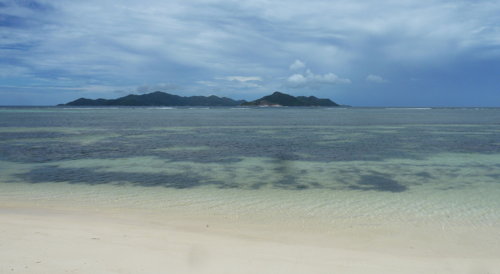 รูปถ่าย เซเชลส์(Seychelles) เกาะลาดีก(La Digue) 2011-10 81