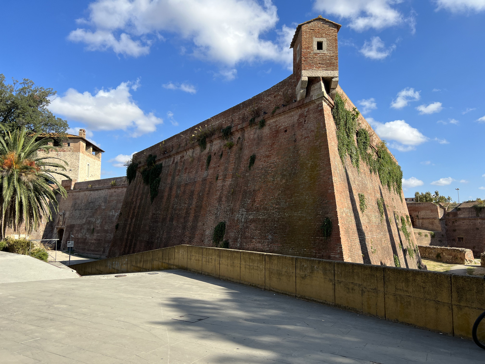 รูปถ่าย อิตาลี(Italy) กรอสเซโต(Grosseto) 2021-09 14
