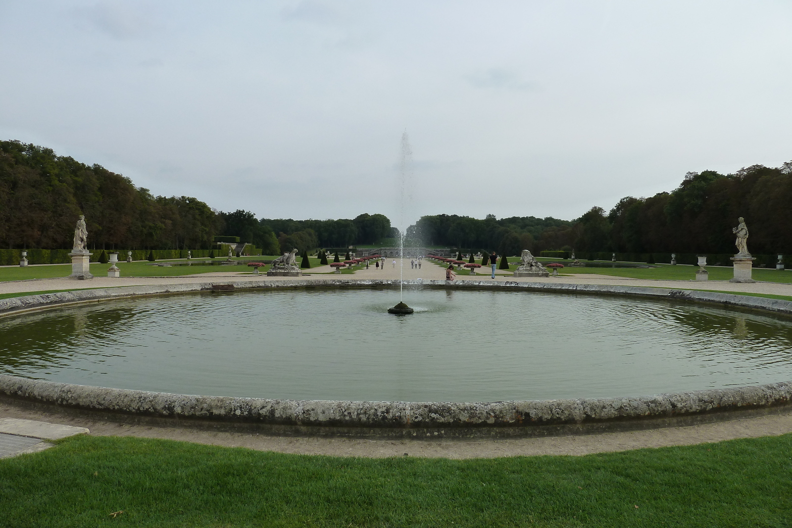 รูปถ่าย ฝรั่งเศส(France) ปราสาทโว-เลอ-วีกงต์(Vaux Le Vicomte Castle) สวนปราสาทโว-เลอ-วีกงต์(Vaux Le Vicomte Gardens) 2010-09 17
