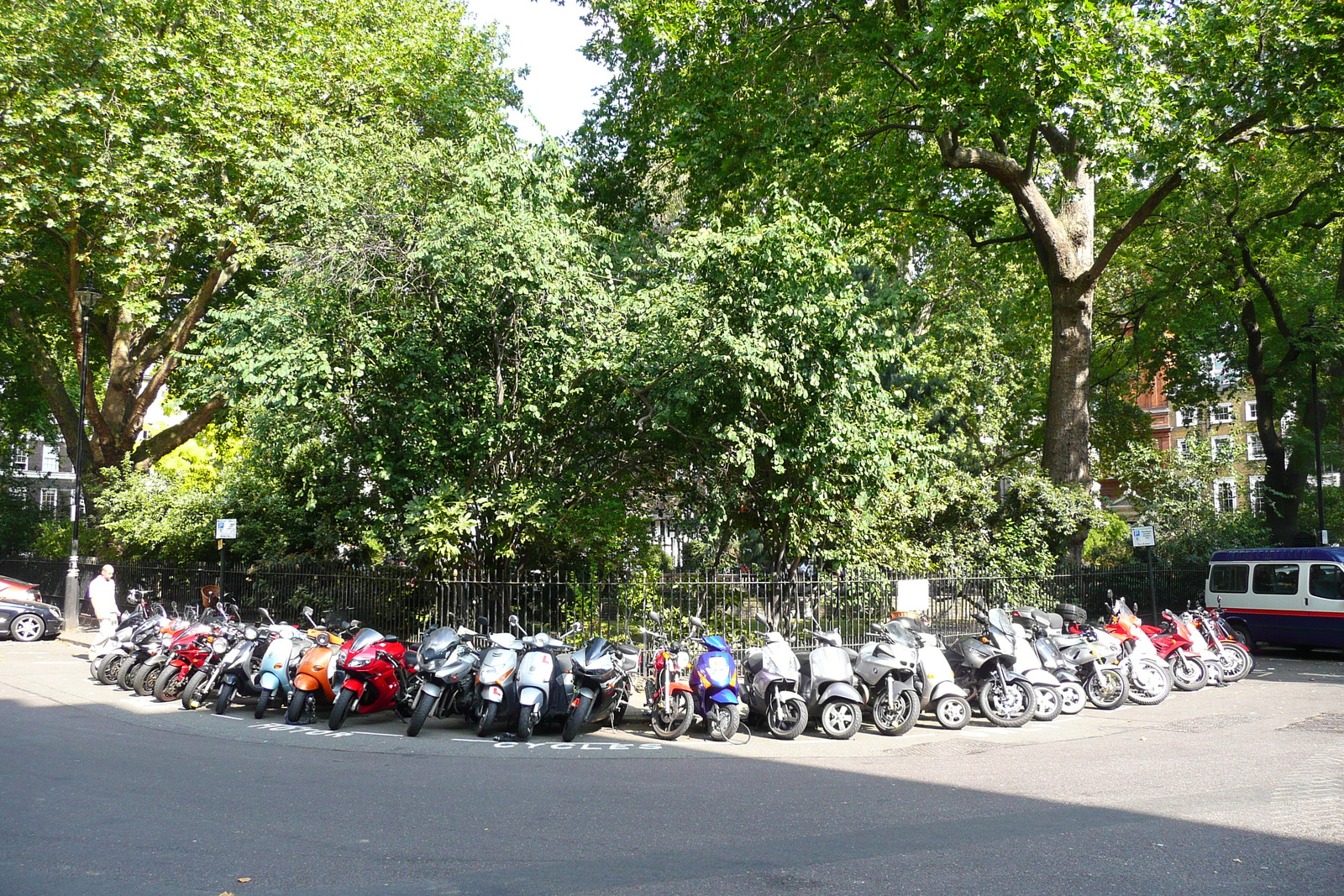 รูปถ่าย อังกฤษ(United Kingdom) ลอนดอน(London) จัตุรัสโซโห(Soho Square) 2007-09 60