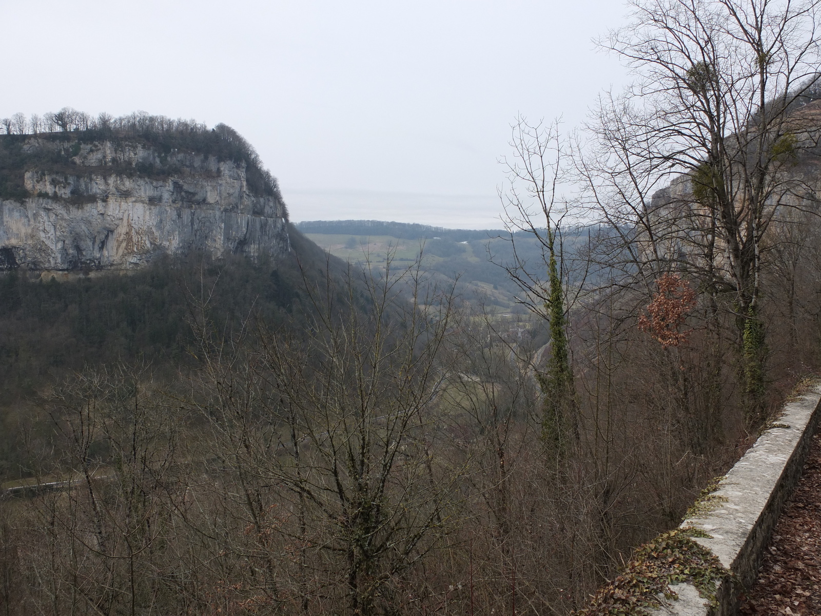 รูปถ่าย ฝรั่งเศส(France) โบม-เล-เมอซีเยอ(Baume les Messieurs) 2012-02 27