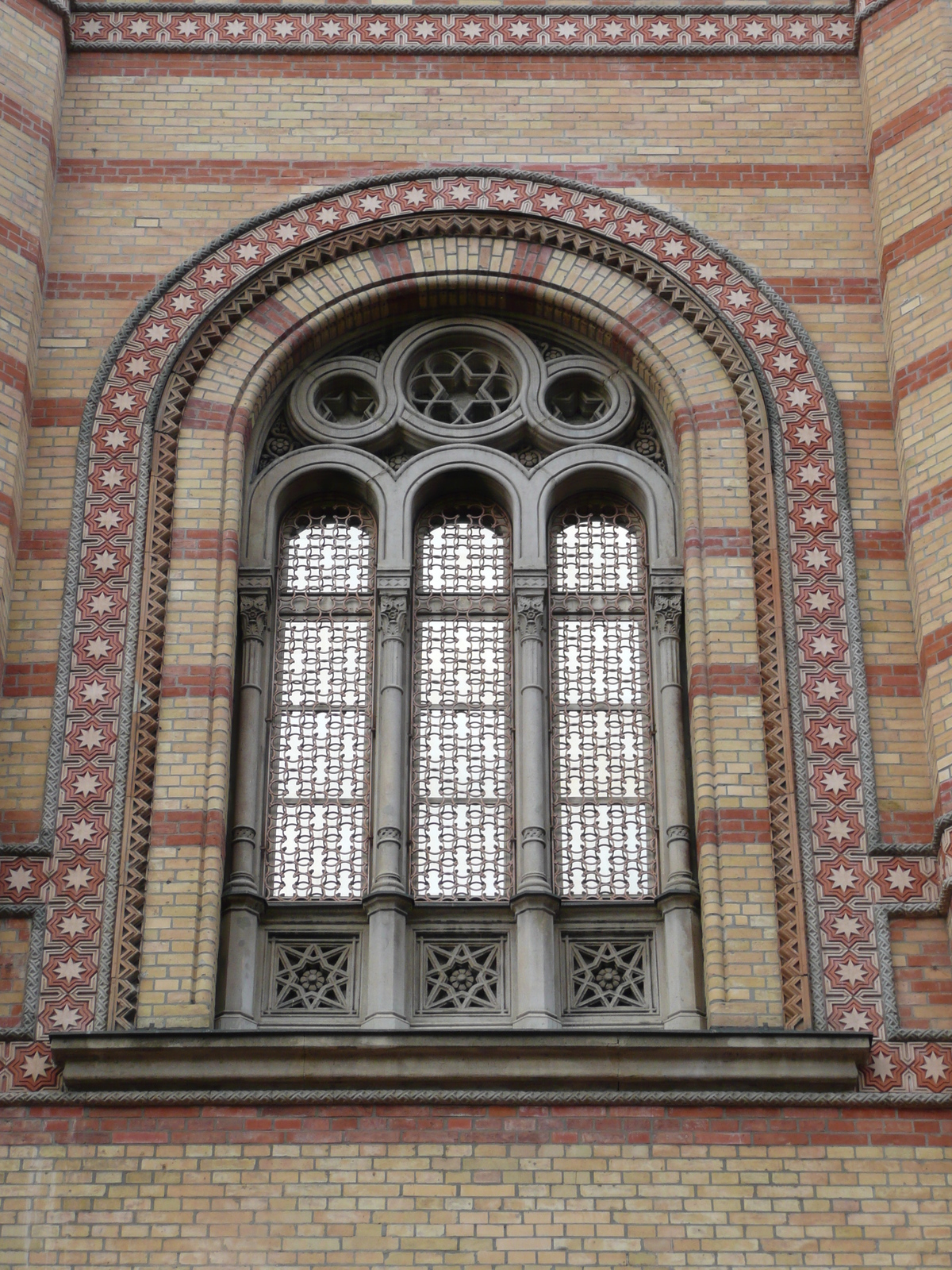 รูปถ่าย ฮังการี(Hungary) บูดาเปสต์(Budapest) ใจกลางบูดาเปสต์(Central Budapest) 2007-06 38