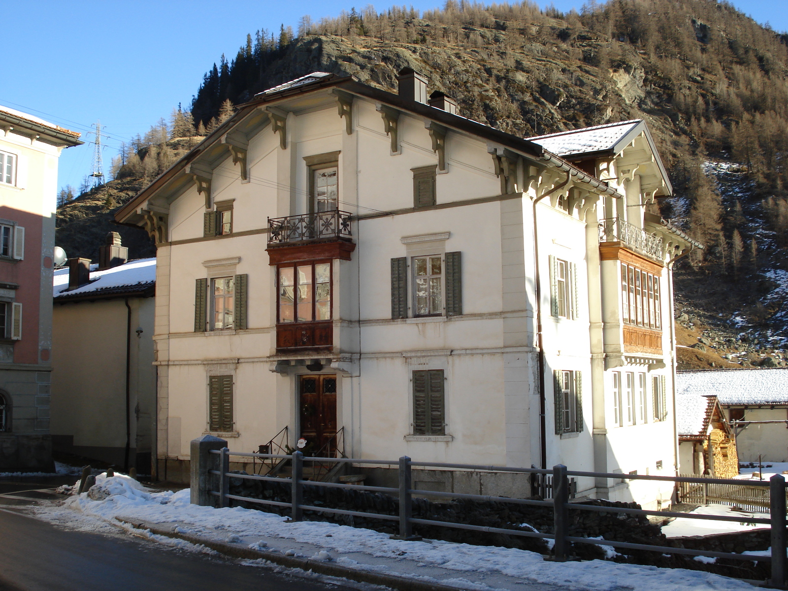 รูปถ่าย สวิสเซอร์แลนด์(Switzerland) ถนนจากคูร์ไปเซนต์มอริตซ์(Chur to St Moritz Road) 2007-01 16