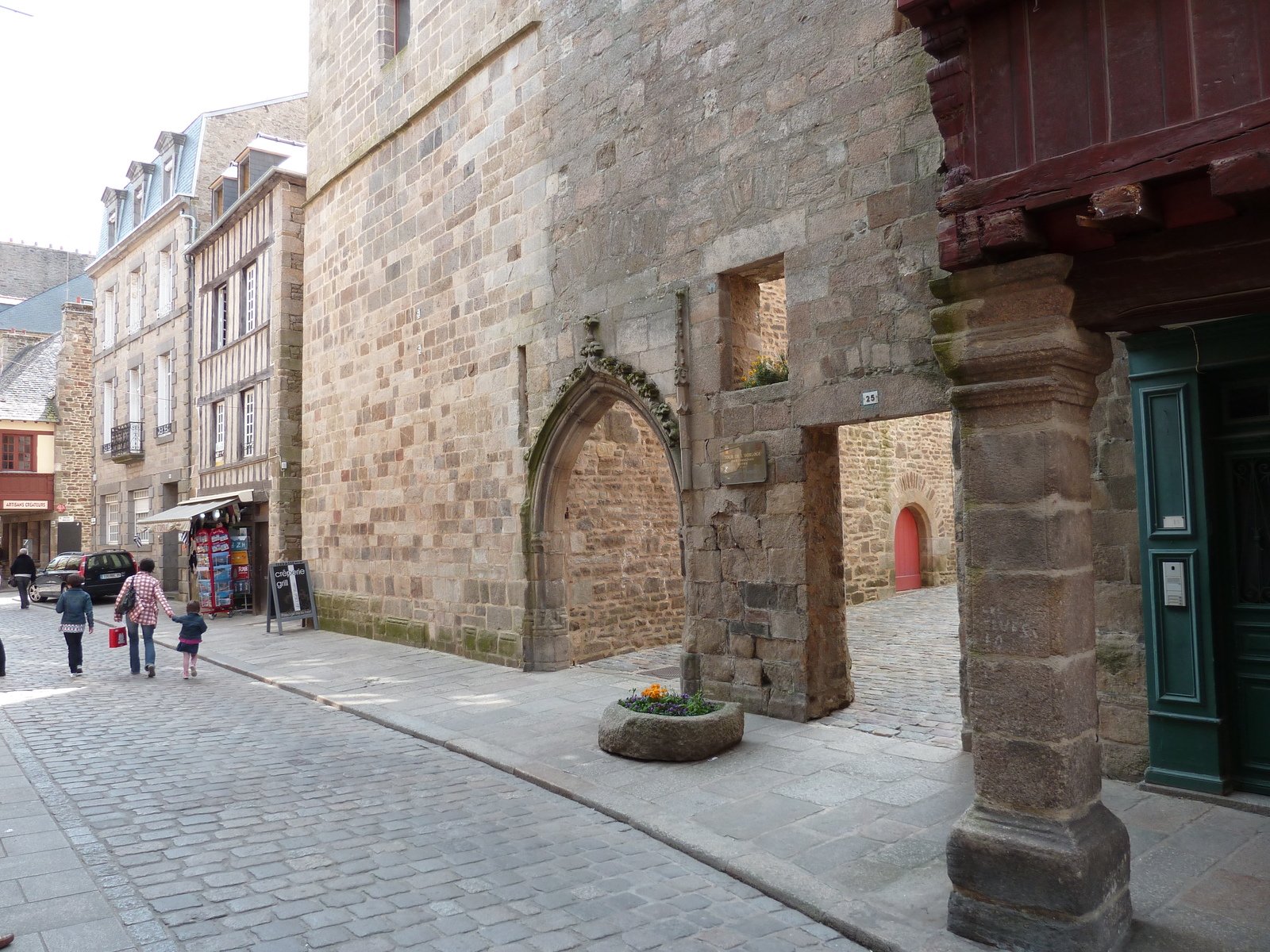 รูปถ่าย ฝรั่งเศส(France) ดีน็อง(Dinan) 2010-04 16