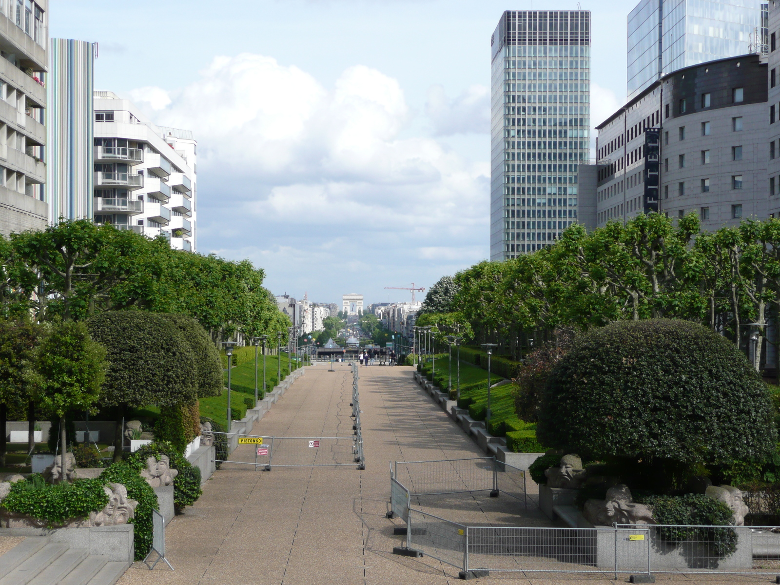 รูปถ่าย ฝรั่งเศส(France) ปารีส(Paris) ลาเดฟ็องส์(La Defense) 2007-05 51