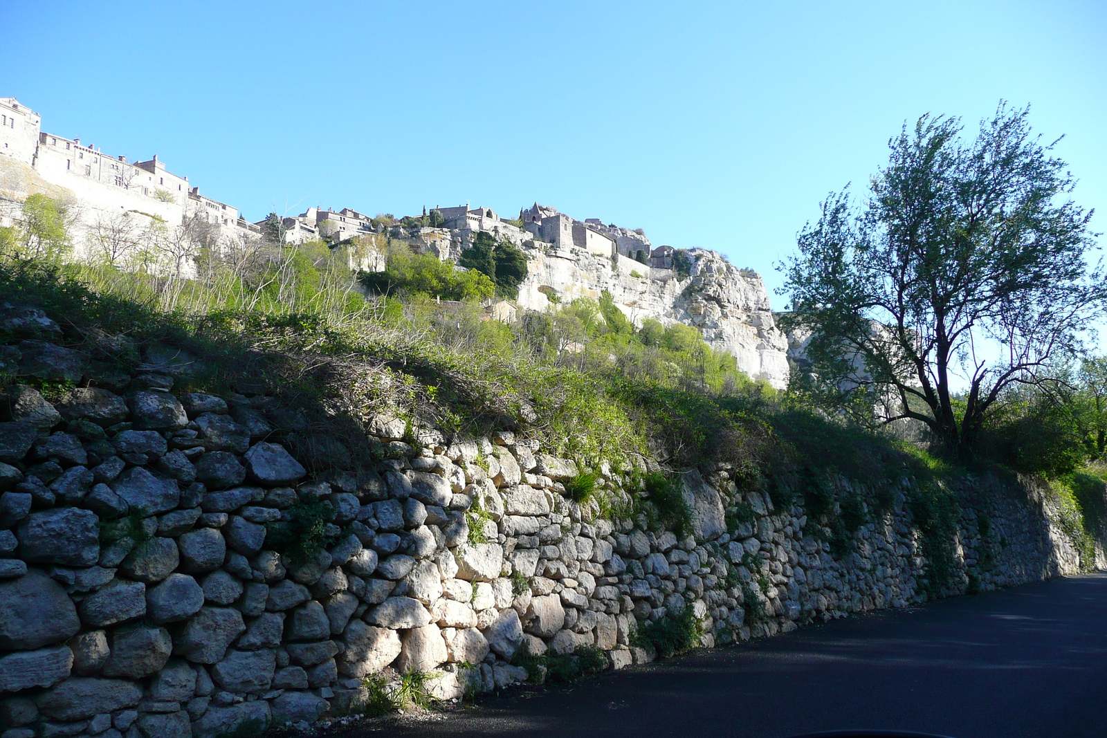 รูปถ่าย ฝรั่งเศส(France) เลส์โบเดอโพรว็องซ์(Baux de Provence) หมู่บ้านโบเดอโพรว็องส์(Baux de Provence Village) 2008-04 34