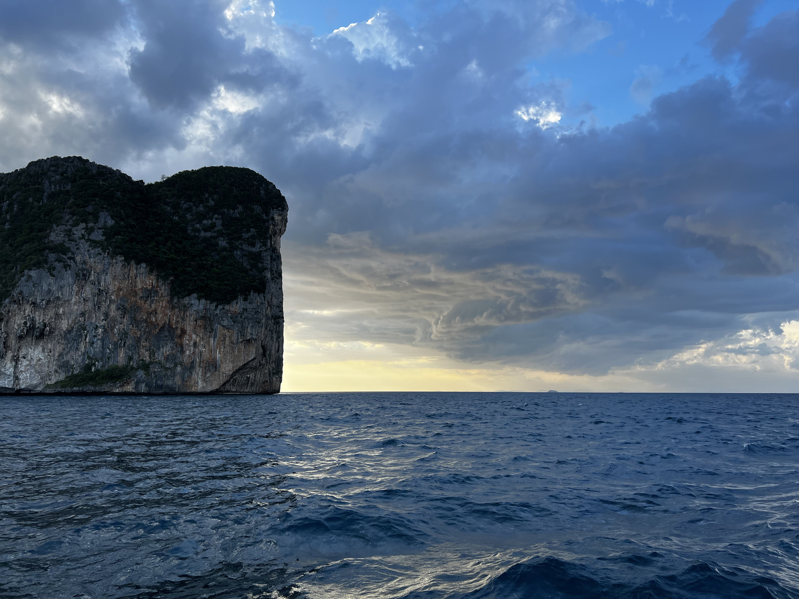 รูปถ่าย ไทย(Thailand) เกาะพีพีเล(Ko Phi Phi Ley) 2021-12 81