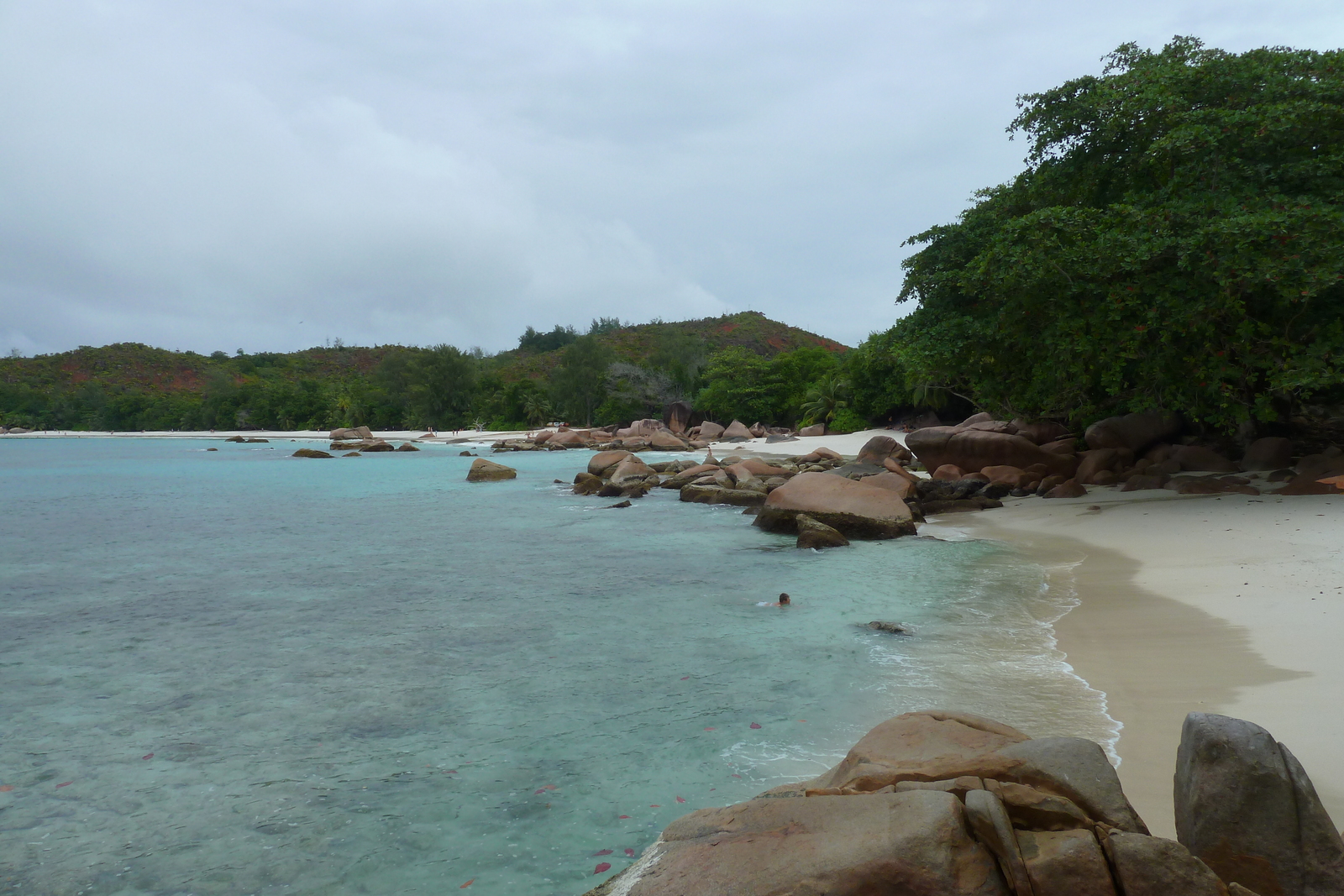 รูปถ่าย เซเชลส์(Seychelles) อ่าวอ็องส์ลาซิโอ(Anse Lazio) 2011-10 81