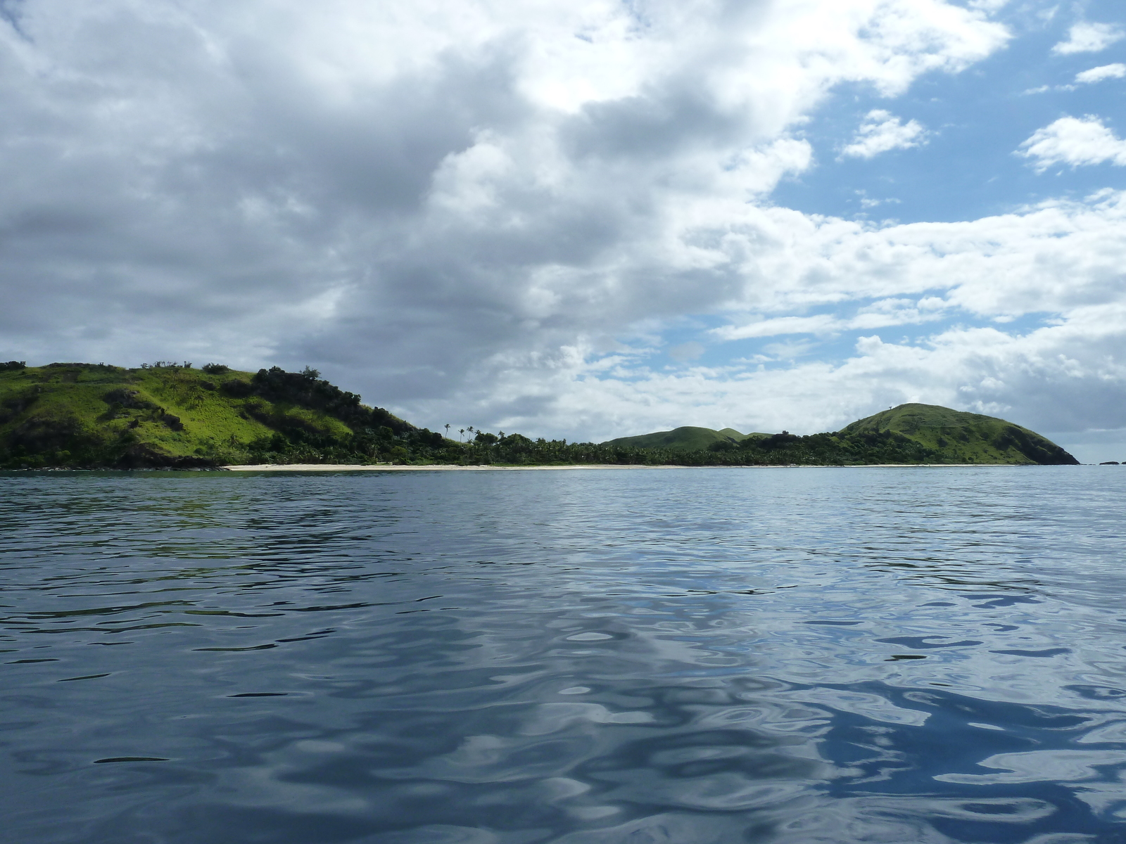 รูปถ่าย ฟิจิ(Fiji) จากเกาะอามูนูกาไปเกาะแคสต์อะเวย์(Amunuca Island to Castaway Island) 2010-05 17
