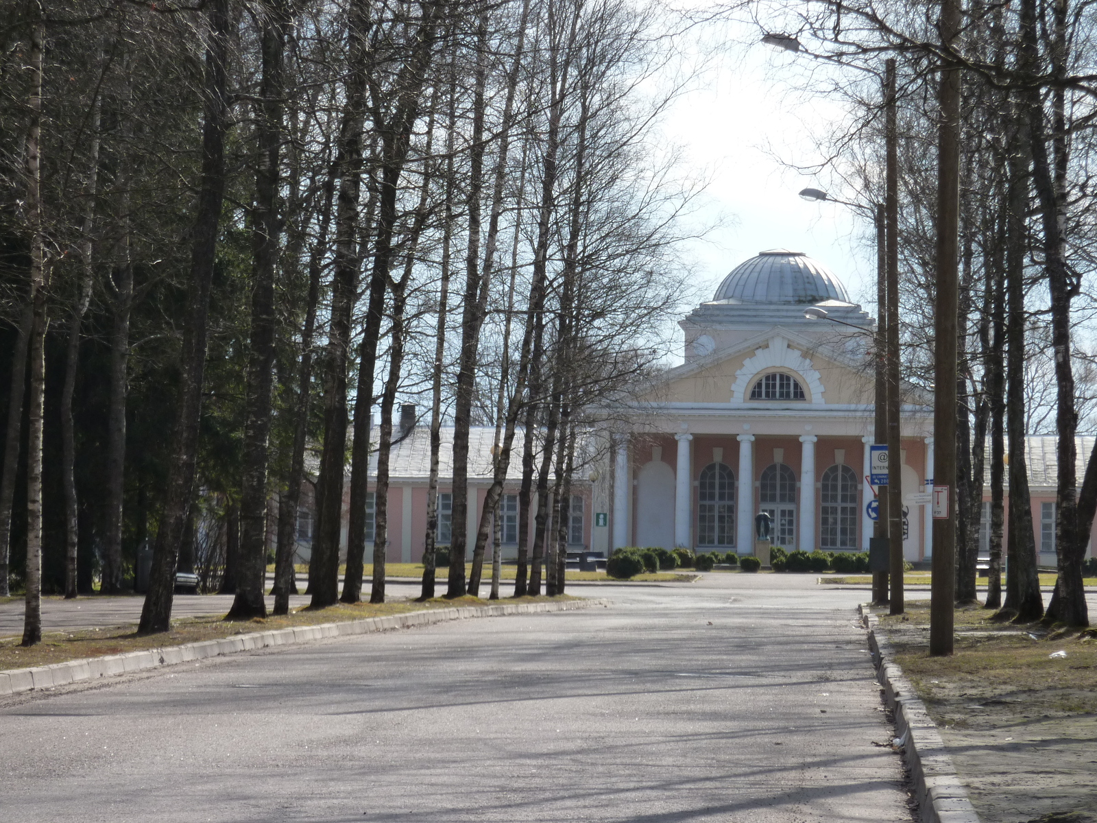 รูปถ่าย เอสโตเนีย(Estonia) แพร์นู(Parnu) 2009-04 24