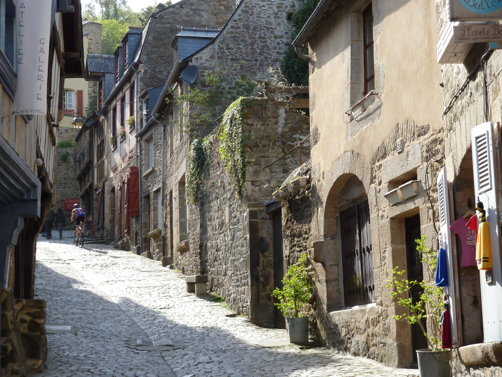 รูปถ่าย ฝรั่งเศส(France) ดีน็อง(Dinan) ริมแม่น้ำดีน็อง(Dinan Riverside) 2010-04 35