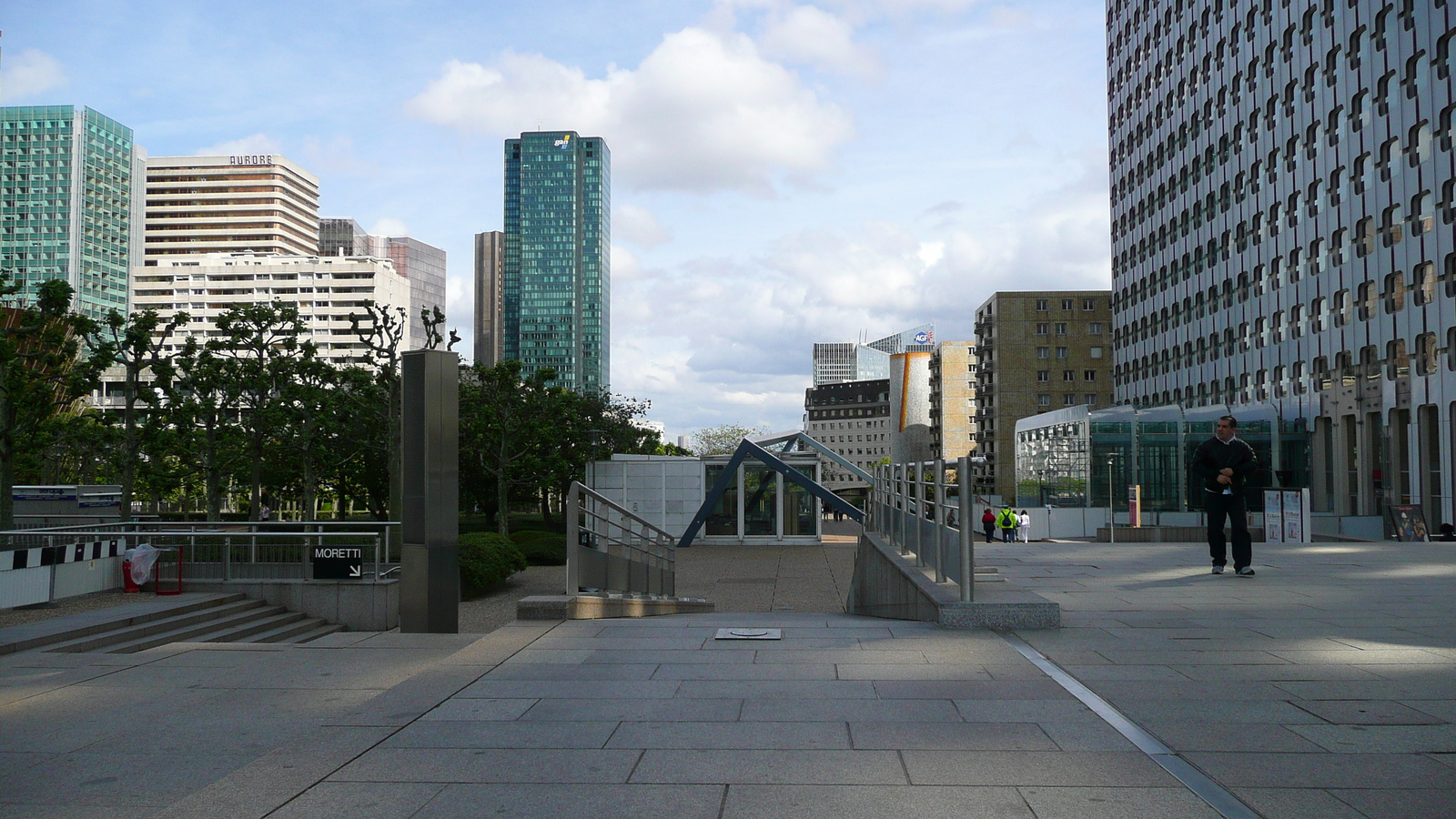 รูปถ่าย ฝรั่งเศส(France) ปารีส(Paris) ลาเดฟ็องส์(La Defense) 2007-05 86
