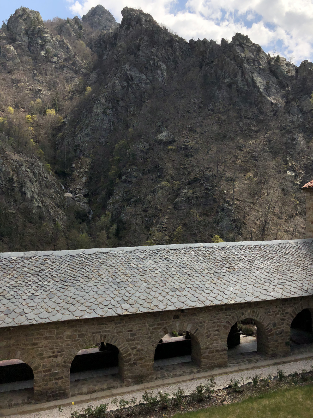 รูปถ่าย ฝรั่งเศส(France) แอบบีแซ็งมาร์แต็งดูกานีกู(Abbaye Saint Martin du Canigou) 2018-04 94