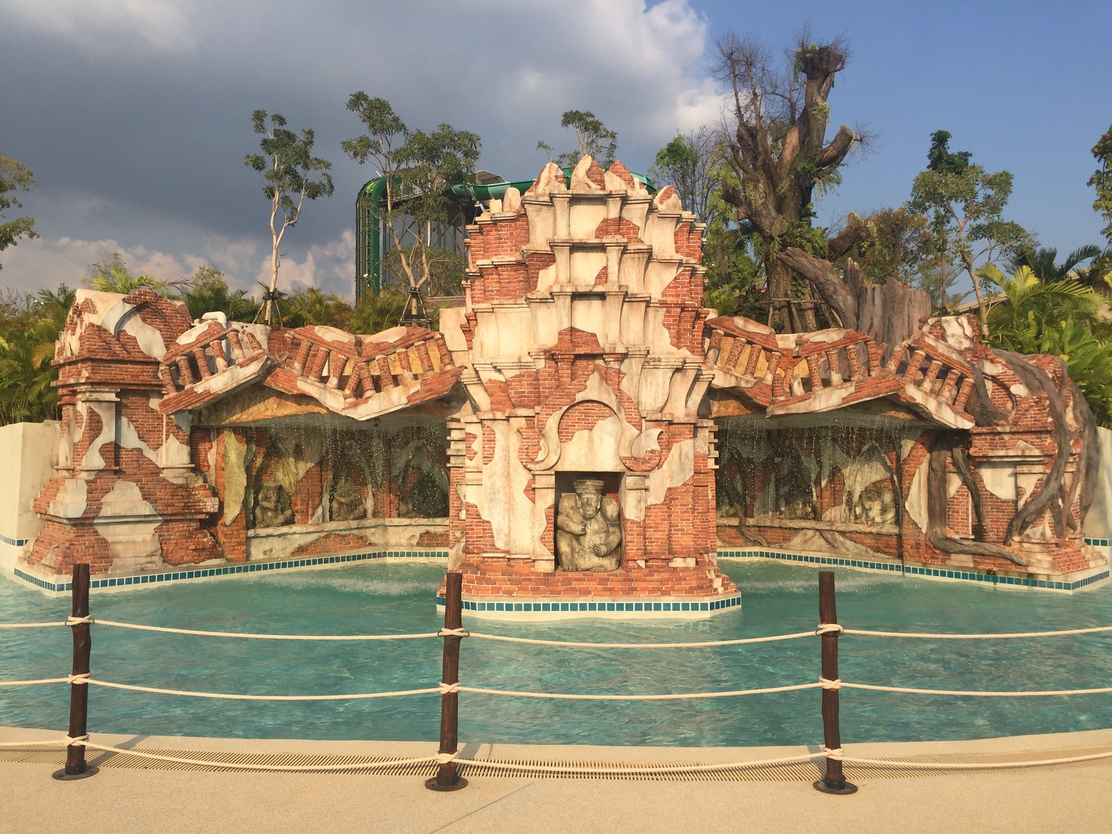 รูปถ่าย ไทย(Thailand) พัทยา(Pattaya) สวนน้ำรามายณะ(Ramayana Water Park) 2016-12 38