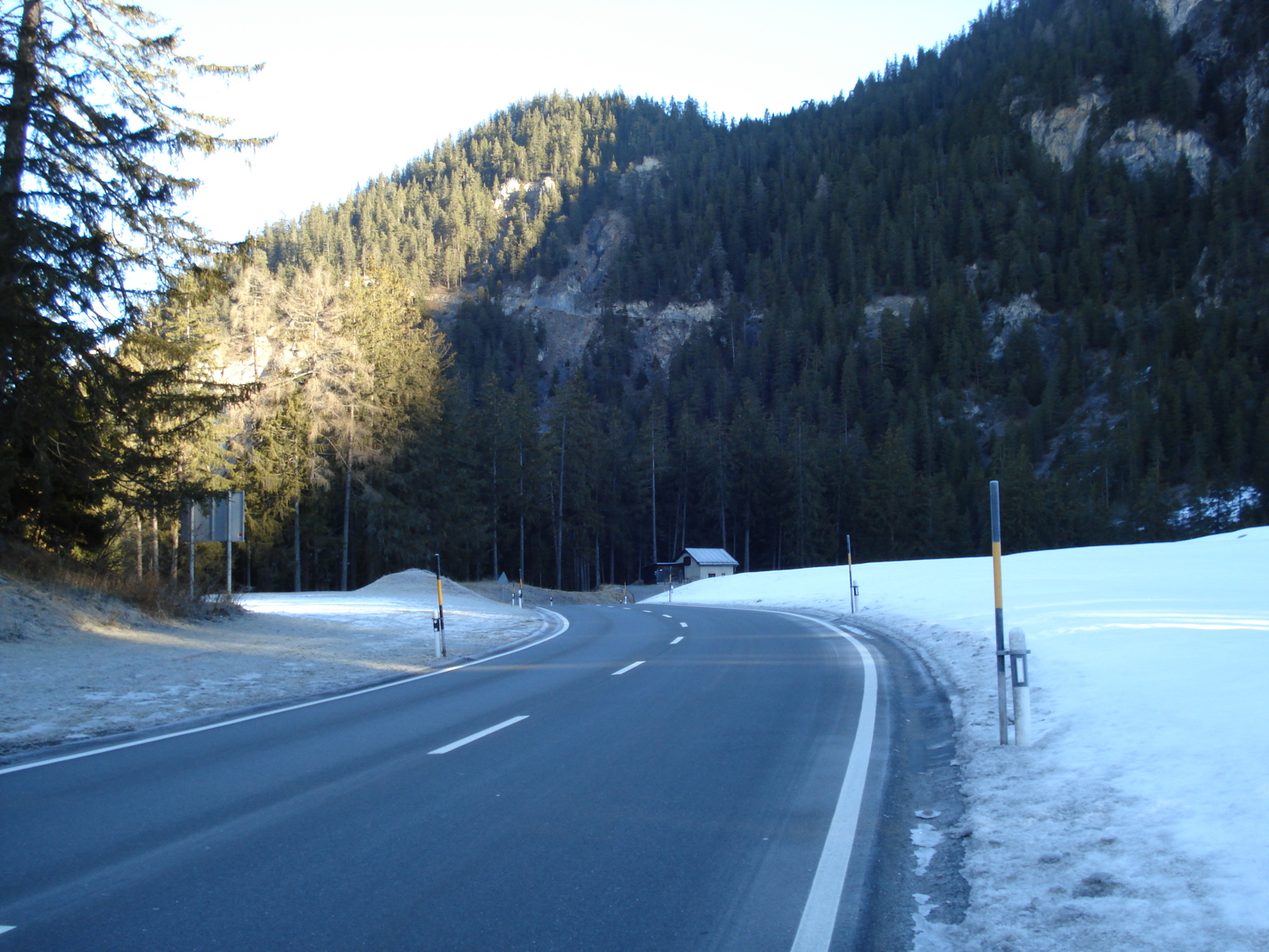 รูปถ่าย สวิสเซอร์แลนด์(Switzerland) ถนนจากคูร์ไปเซนต์มอริตซ์(Chur to St Moritz Road) 2007-01 127