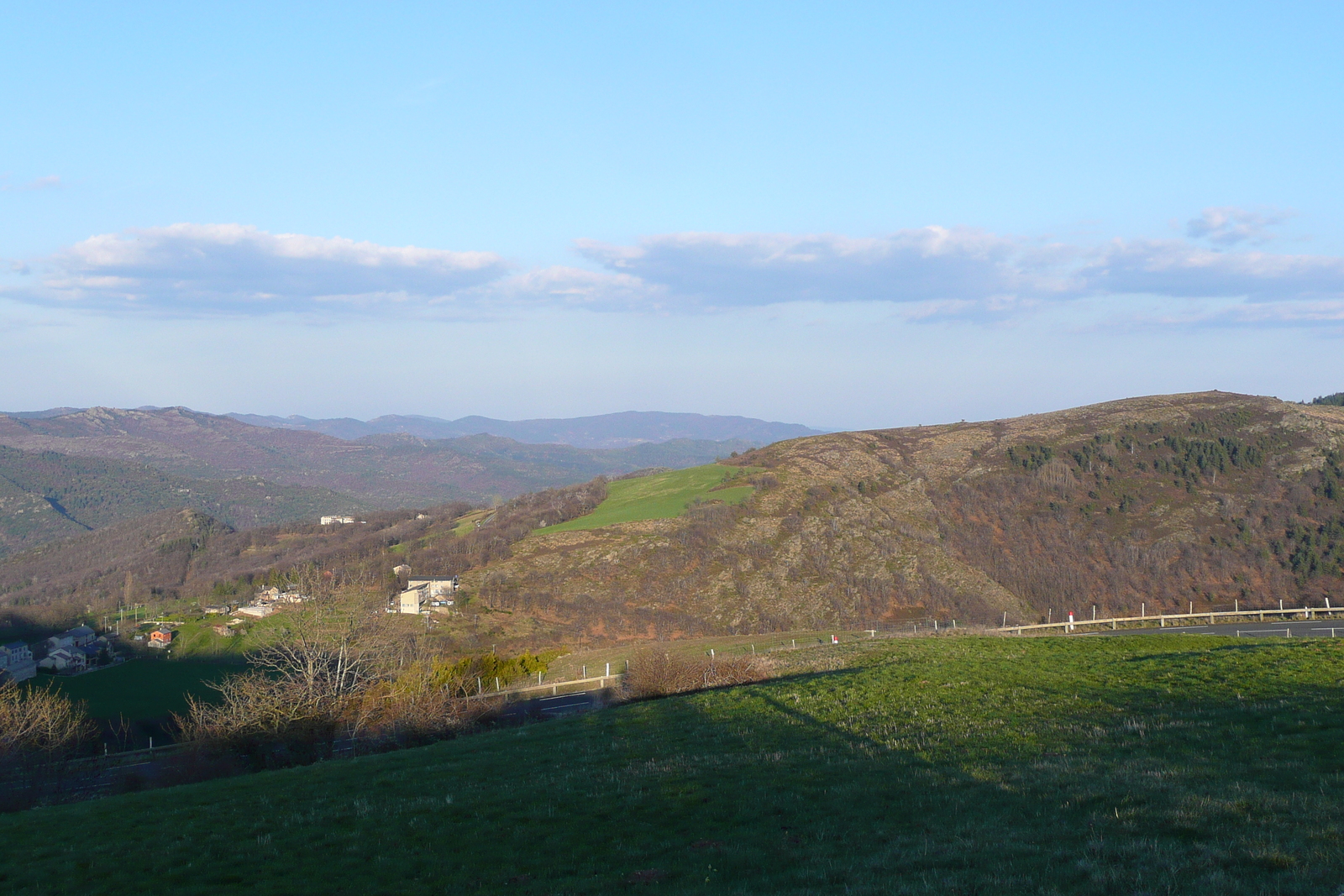 รูปถ่าย ฝรั่งเศส(France) เทือกเขาเซแวน(Cevennes Mountains) 2008-04 29