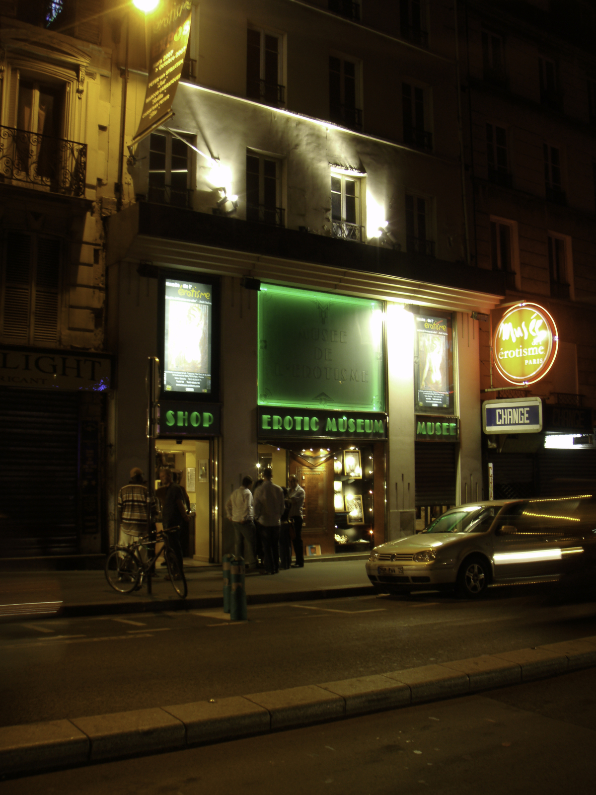รูปถ่าย ฝรั่งเศส(France) ปารีส(Paris) ปิกาลยามค่ำคืน(Pigalle by night) 2007-07 3