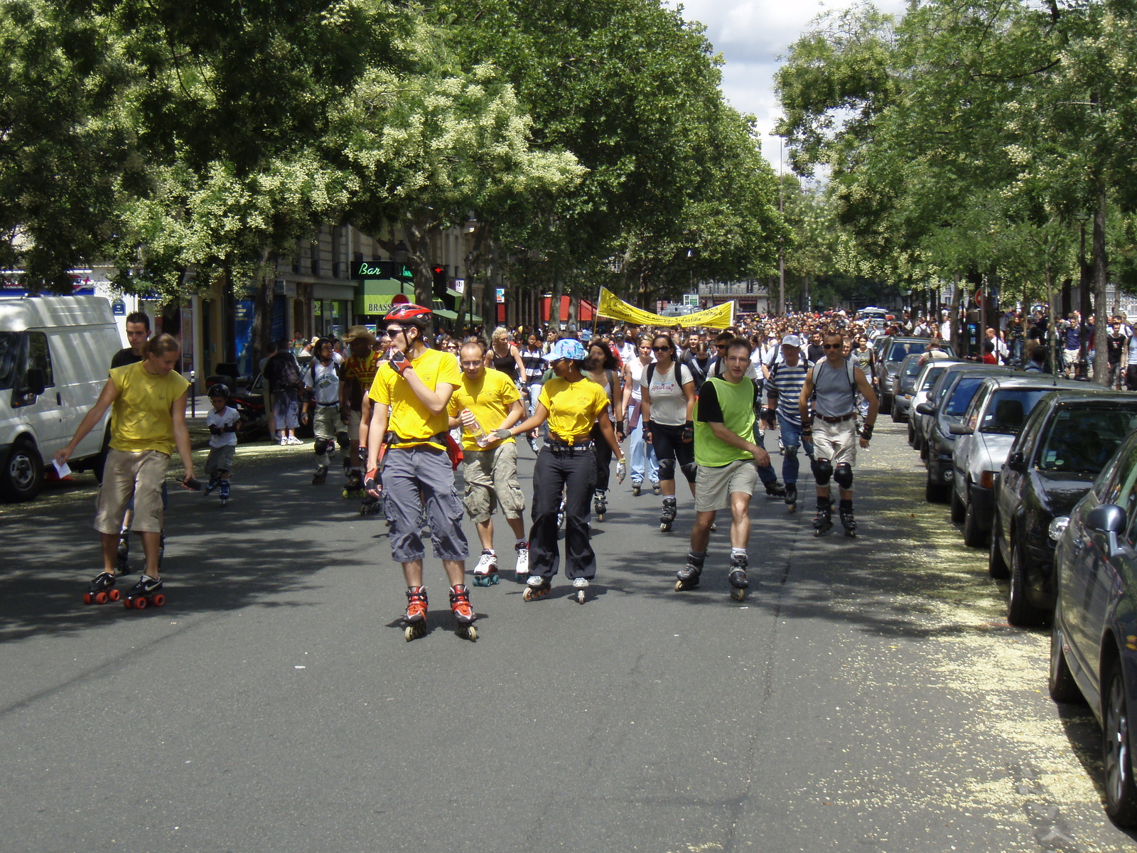 รูปถ่าย ฝรั่งเศส(France) ปารีส(Paris) เล่นสเก็ตในปารีส(Randonnee Roller et Coquillages) 2007-07 4
