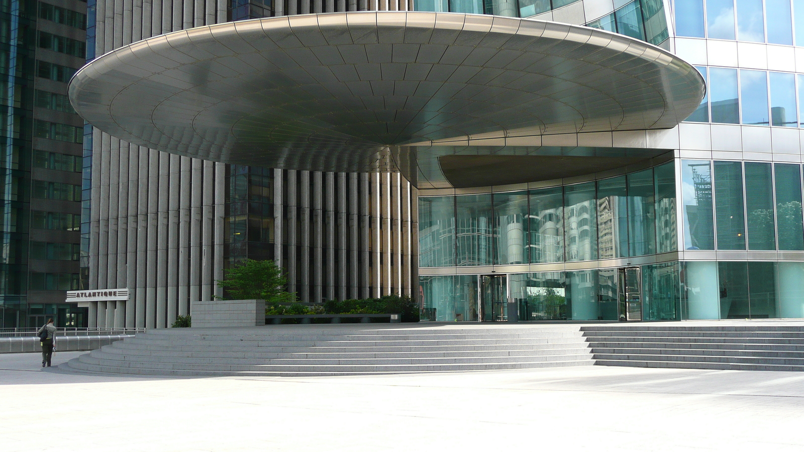 รูปถ่าย ฝรั่งเศส(France) ปารีส(Paris) ลาเดฟ็องส์(La Defense) 2007-05 169