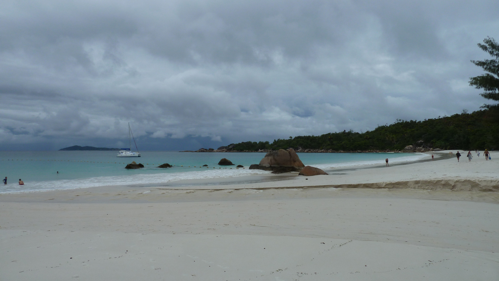 รูปถ่าย เซเชลส์(Seychelles) อ่าวอ็องส์ลาซิโอ(Anse Lazio) 2011-10 169