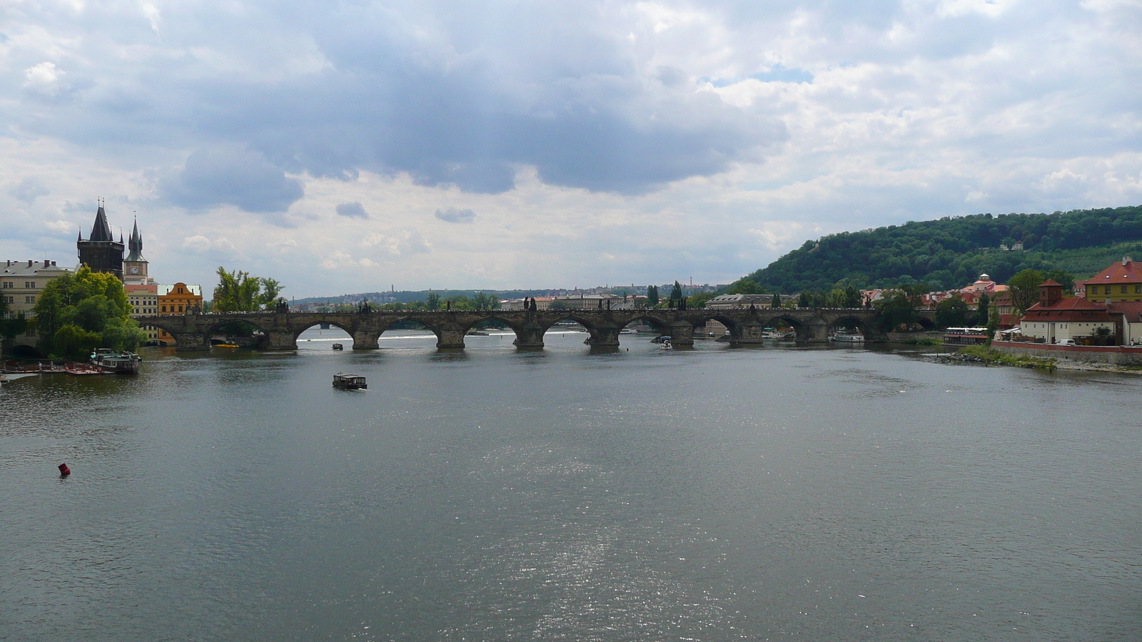 รูปถ่าย สาธารณรัฐเช็ก(Czech Republic) ปราก(Prague) แม่น้ำวัลตาวา(Vltava river) 2007-07 24