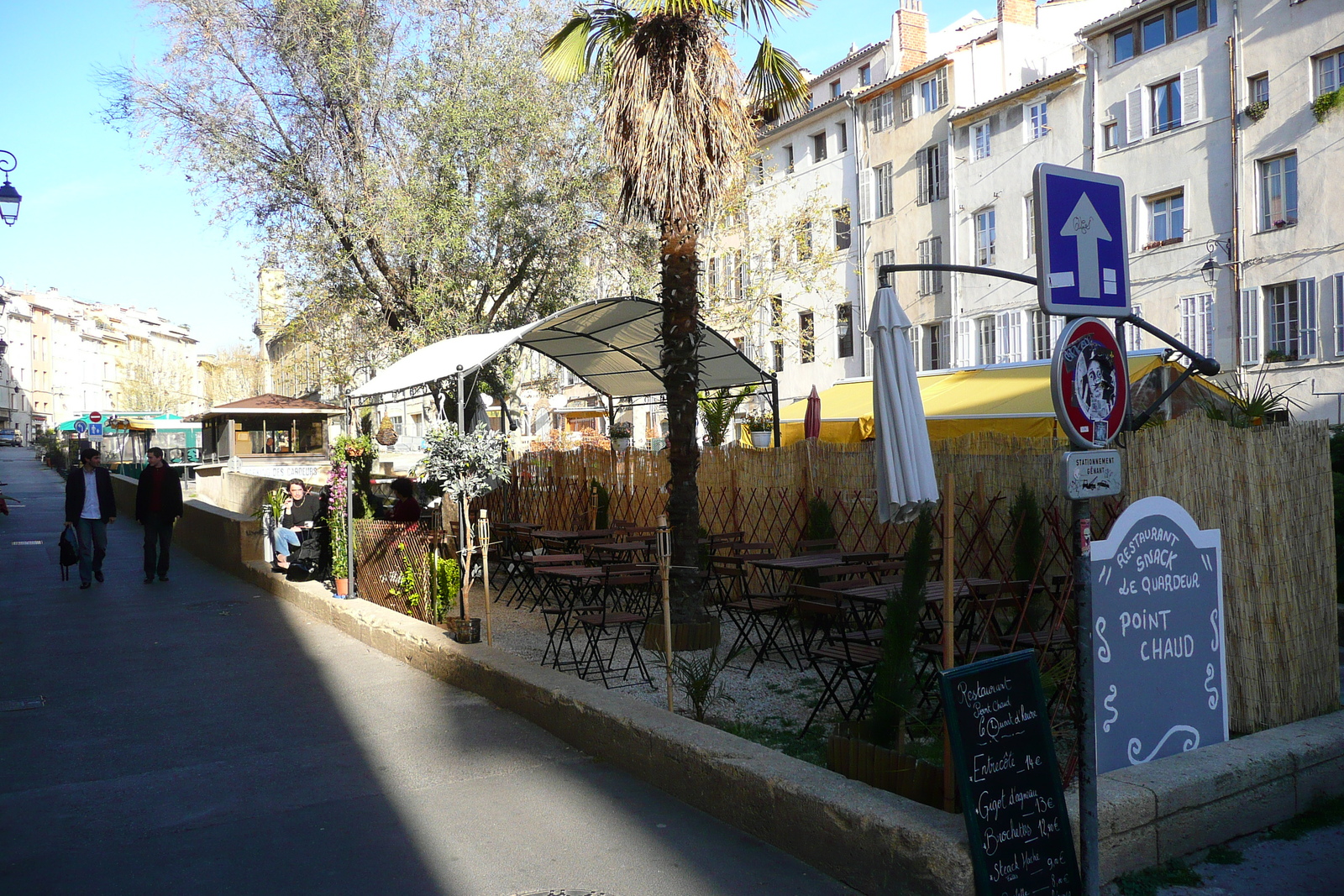 รูปถ่าย ฝรั่งเศส(France) แอ็กซ์-อ็อง-โพรว็องส์(Aix en Provence) ลานฟอรุมเดการ์เดอร์(Forum des Cardeurs) 2008-04 18