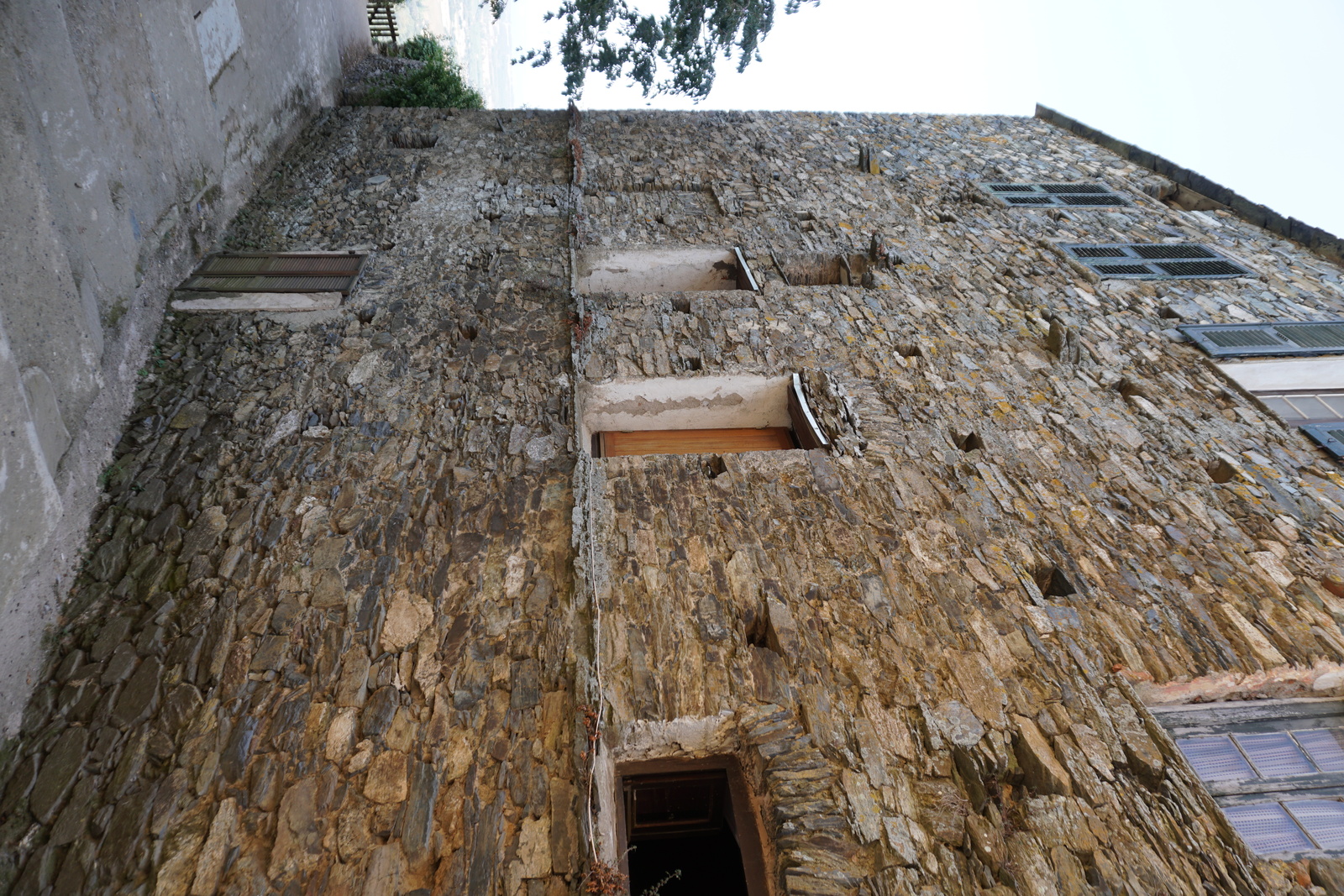 รูปถ่าย ฝรั่งเศส(France) คอร์สิคา(Corsica) เปนตา-ดี-กาซิงกา(Penta-di-Casinca) 2017-09 60