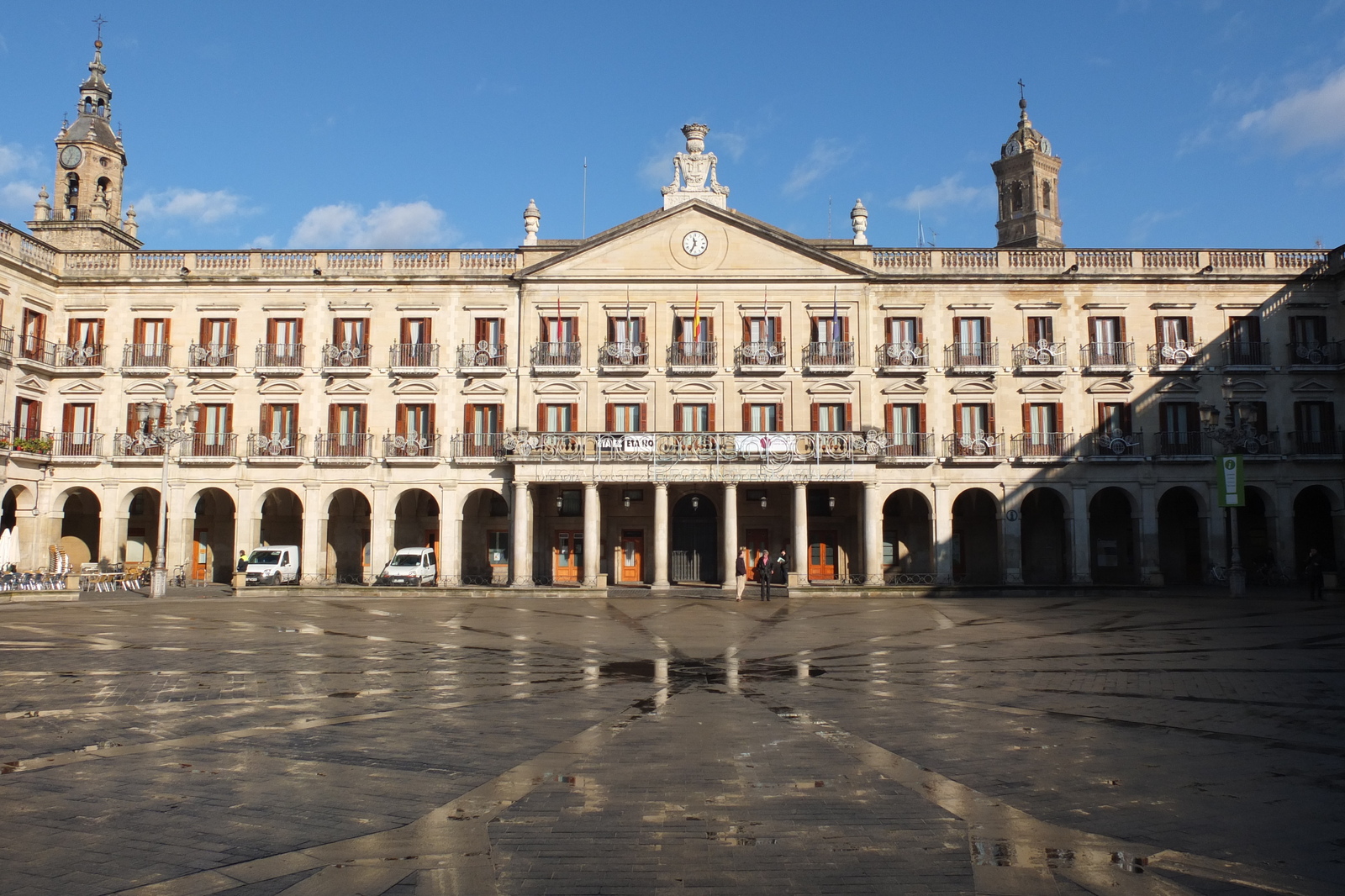 รูปถ่าย สเปน(Spain) บิโตเรีย-กัสเตซ(Vitoria Gasteiz) 2013-01 49