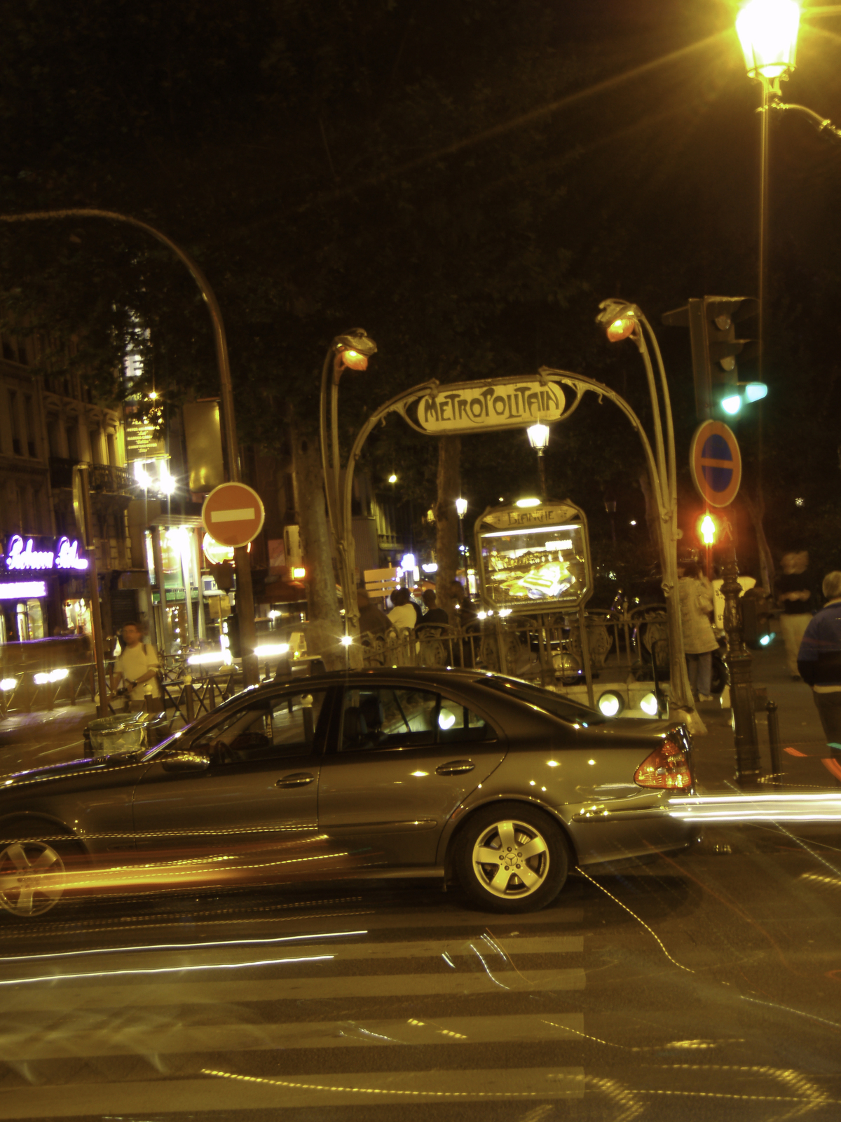 รูปถ่าย ฝรั่งเศส(France) ปารีส(Paris) ปิกาลยามค่ำคืน(Pigalle by night) 2007-07 8
