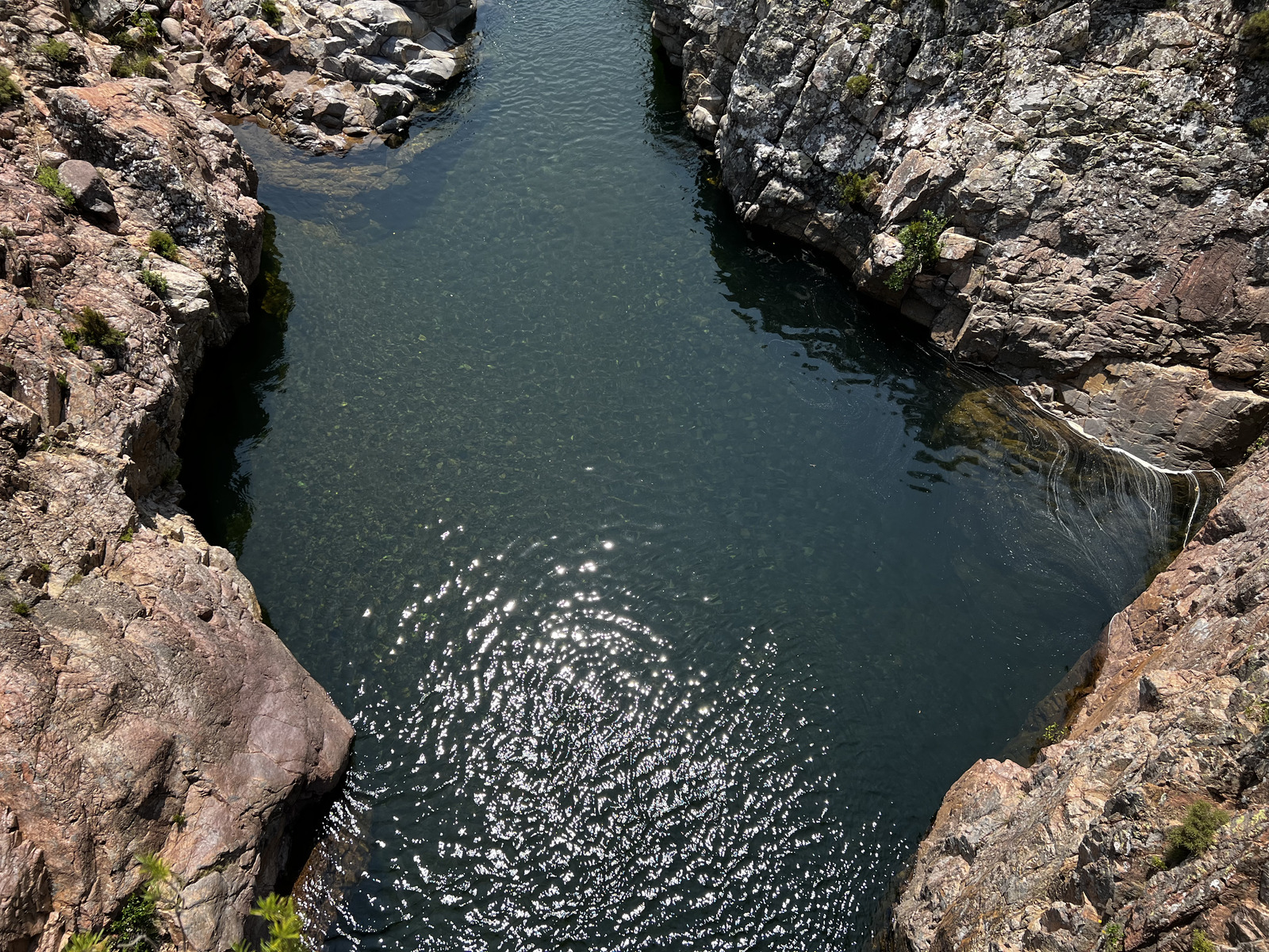 รูปถ่าย ฝรั่งเศส(France) คอร์สิคา(Corsica) แม่น้ำฟังโก(Fango river) 2023-06 17
