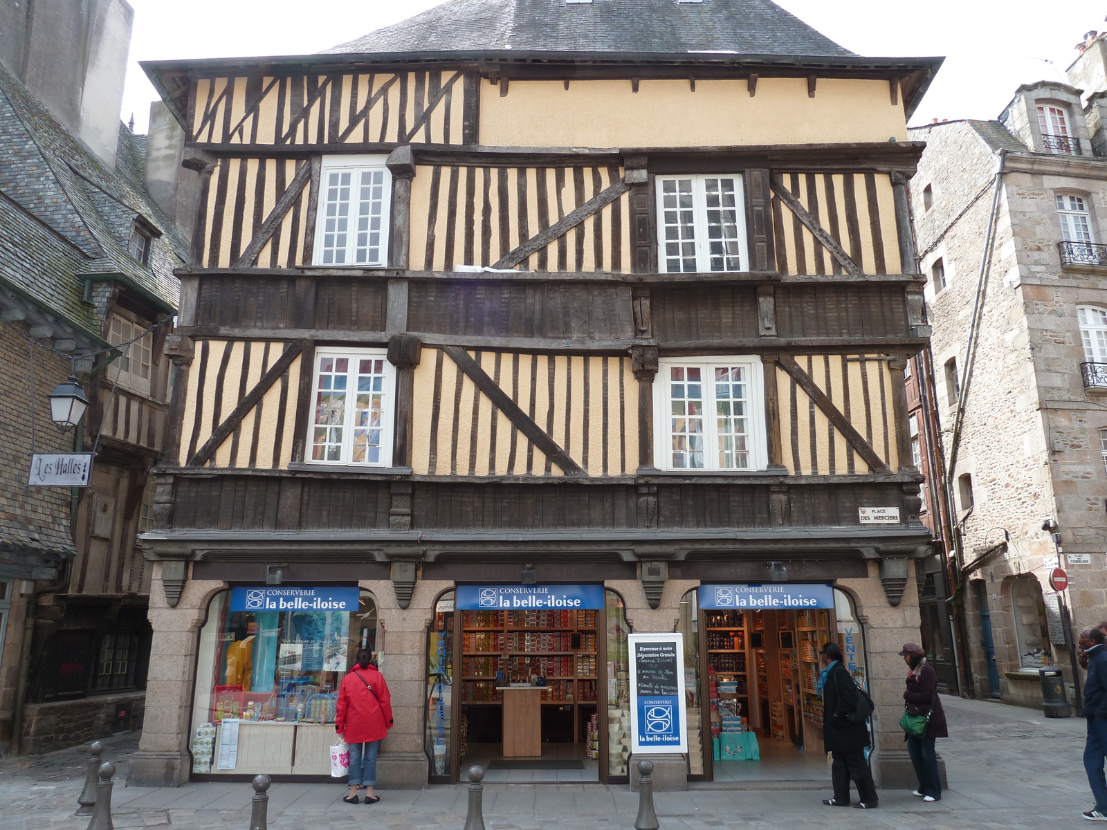 รูปถ่าย ฝรั่งเศส(France) ดีน็อง(Dinan) 2010-04 9