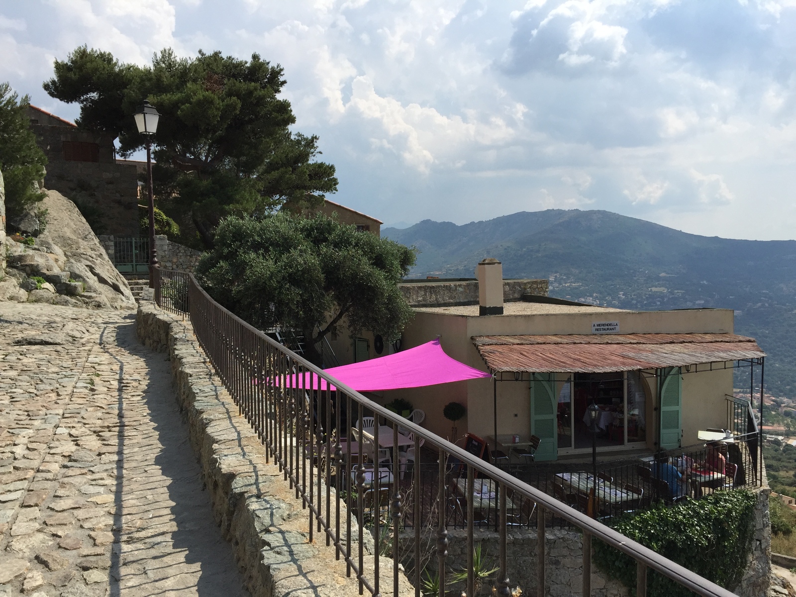 รูปถ่าย ฝรั่งเศส(France) คอร์สิคา(Corsica) ซันตันโตนีโน(Sant'Antonino) 2015-05 21