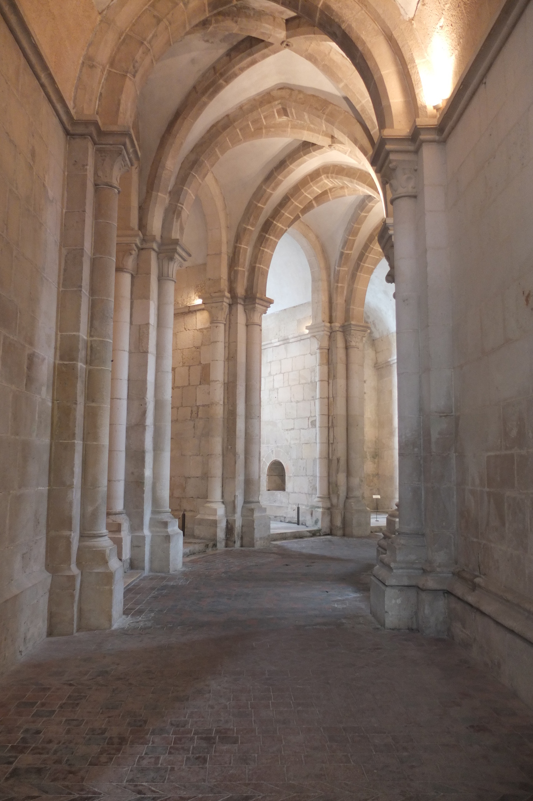 รูปถ่าย โปรตุเกส(Portugal) อัลโกบาซา(Alcobaca) 2013-01 146