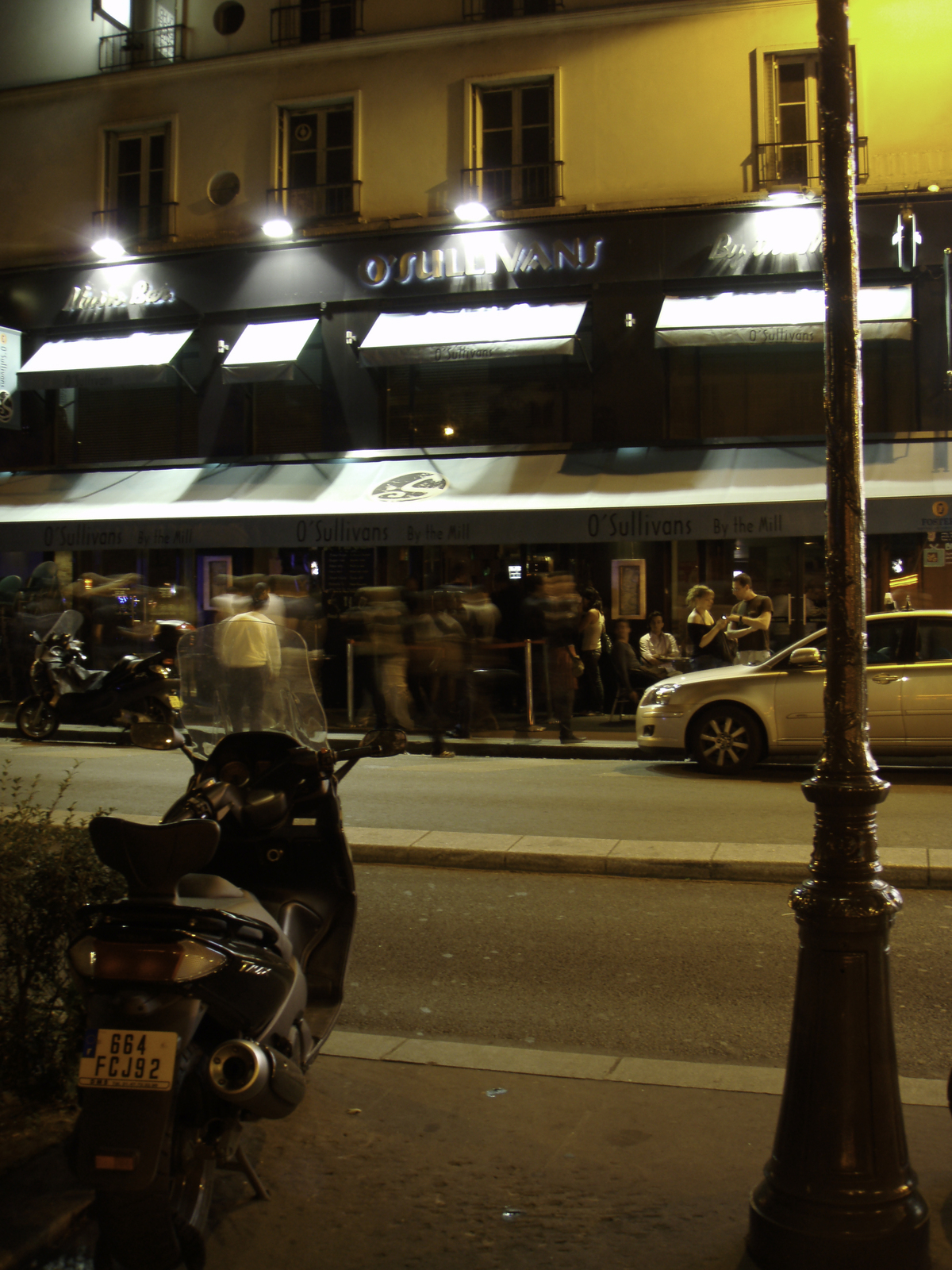 รูปถ่าย ฝรั่งเศส(France) ปารีส(Paris) ปิกาลยามค่ำคืน(Pigalle by night) 2007-07 21
