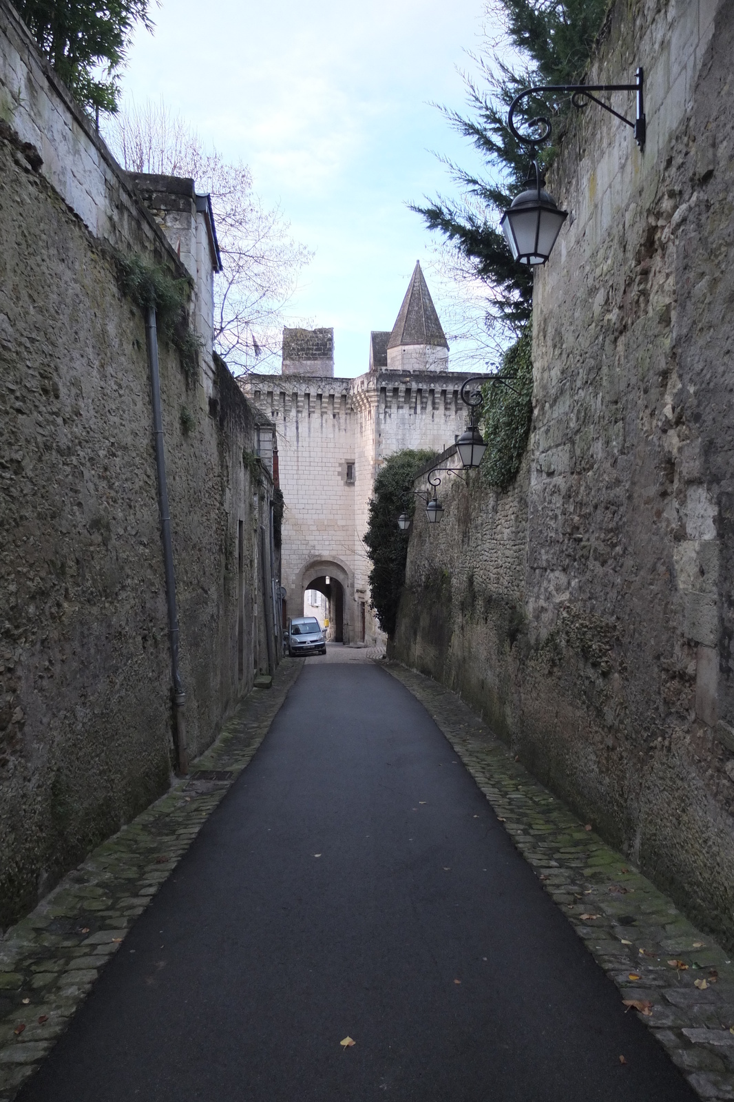 รูปถ่าย ฝรั่งเศส(France) ปราสาทลอช(Loches Castle) 2013-01 108