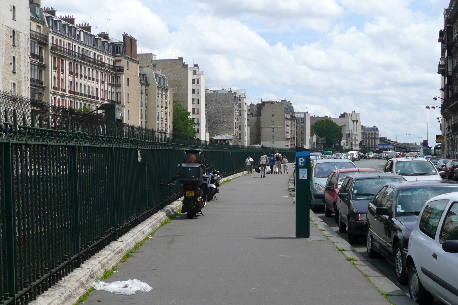 รูปถ่าย ฝรั่งเศส(France) ปารีส(Paris) ถนนโรม(Rue de Rome) 2007-06 129