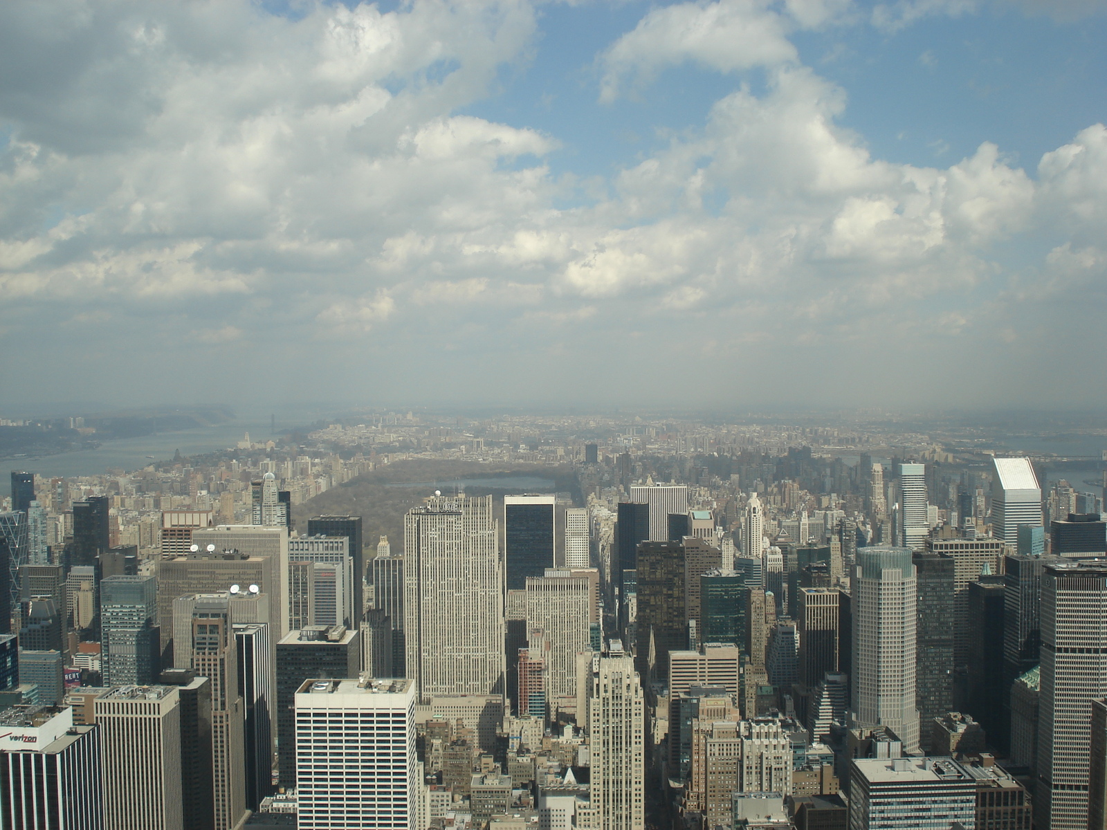 รูปถ่าย สหรัฐอเมริกา(United States) นิวยอร์ก(New York) ตึกเอ็มไพร์สเตต(Empire state building) 2006-03 13
