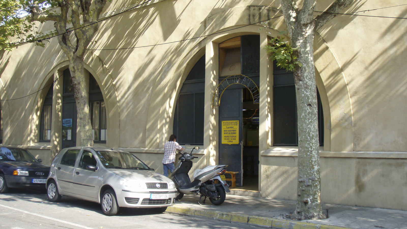 รูปถ่าย ฝรั่งเศส(France) อองทีป(Antibes) ถนนอากียง(Boulevard Aguillon) 2007-08 12