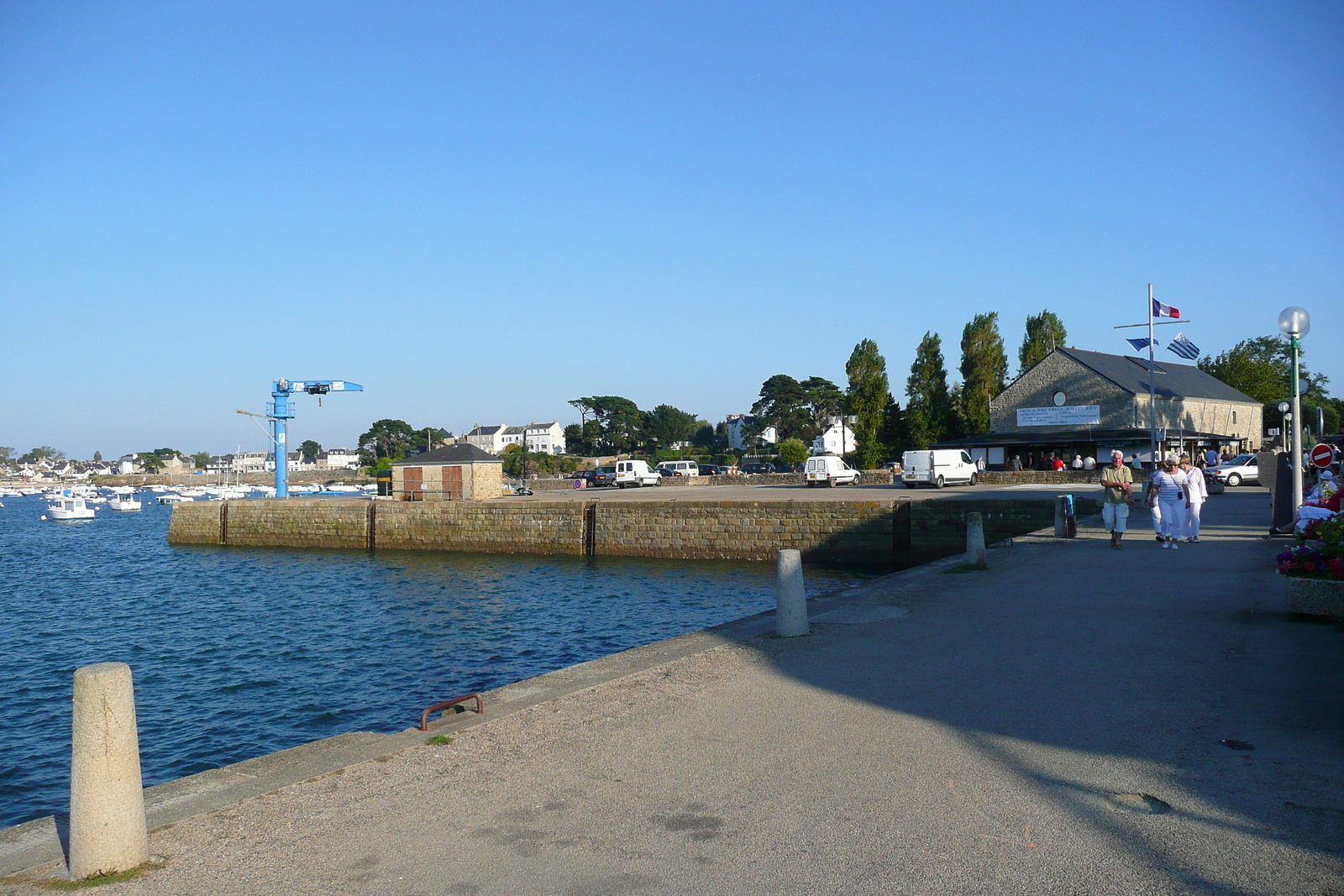 รูปถ่าย ฝรั่งเศส(France) ท่าเรือนาวาโล(Port Navalo) 2007-09 36